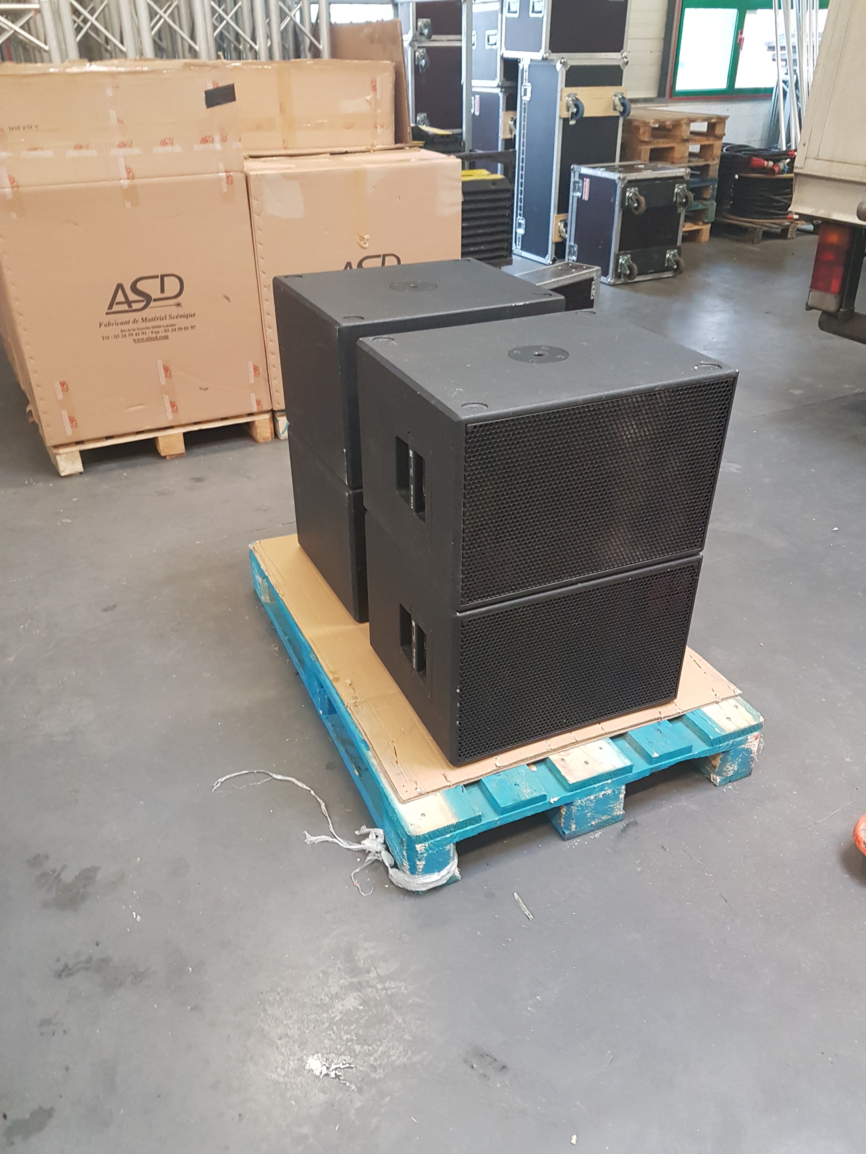 D6 - d&b audiotechnik D6 - Audiofanzine