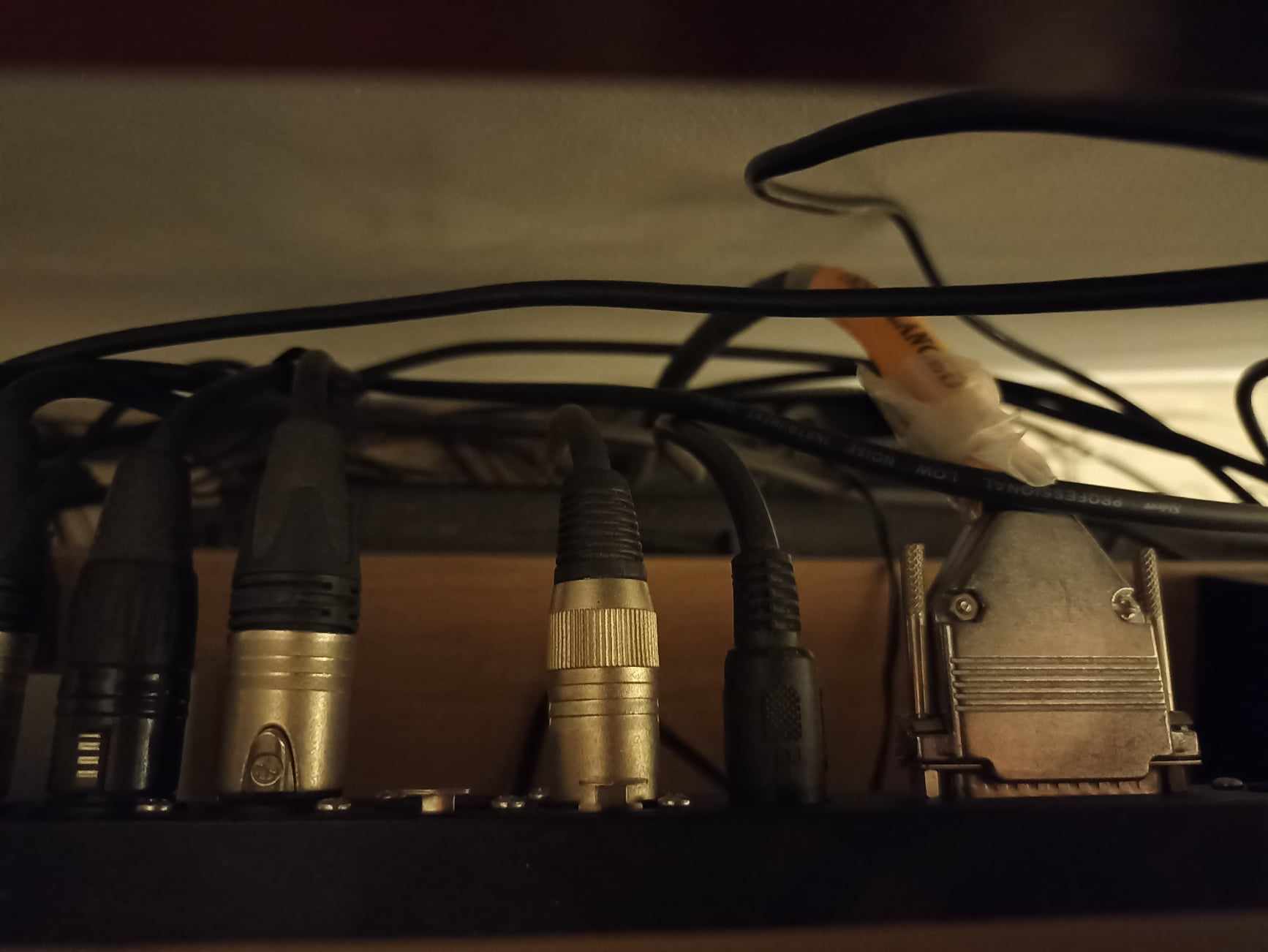 DBox Dangerous Music DBox Audiofanzine