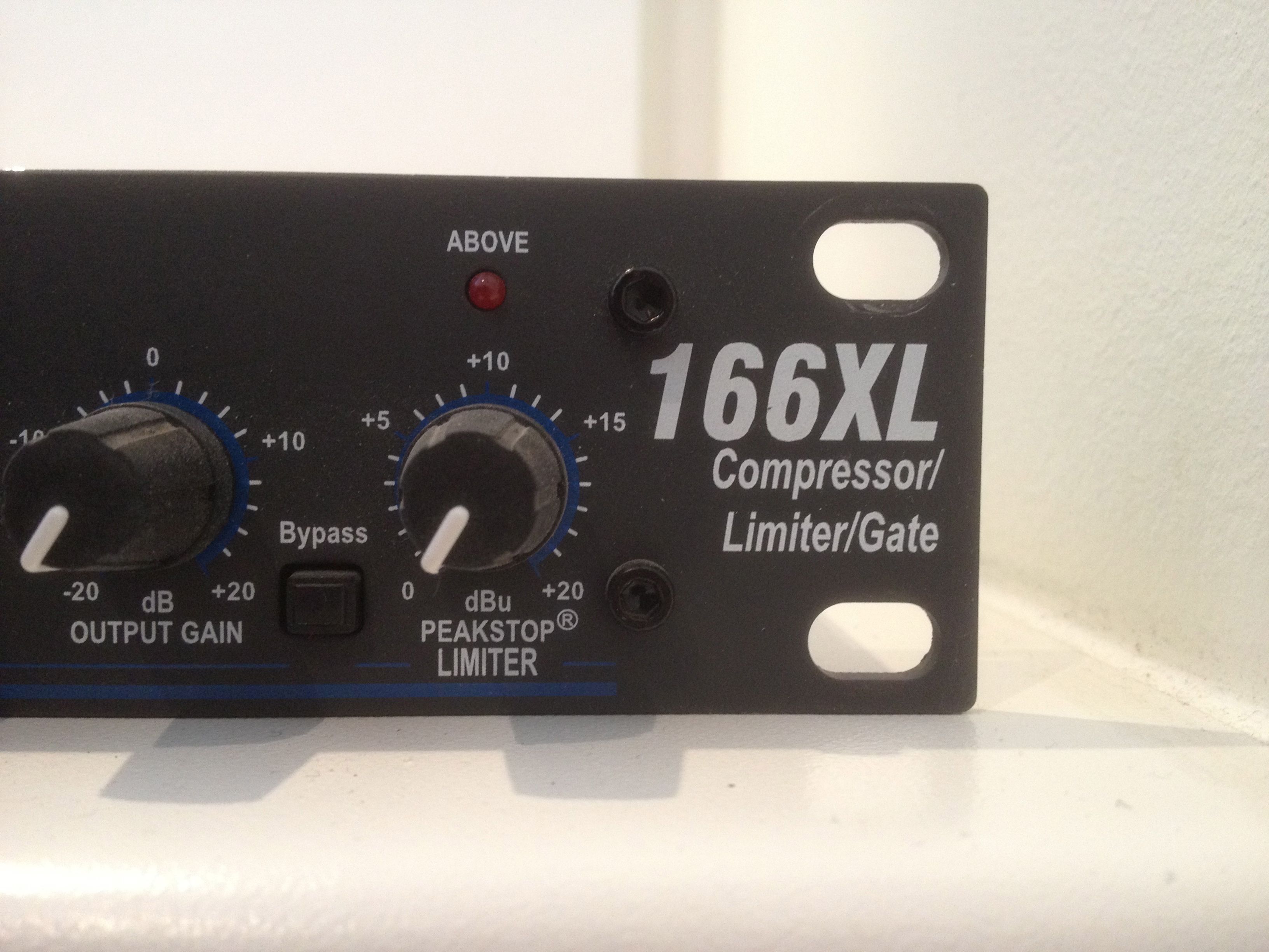 dbx 166XL image (#596565) - Audiofanzine