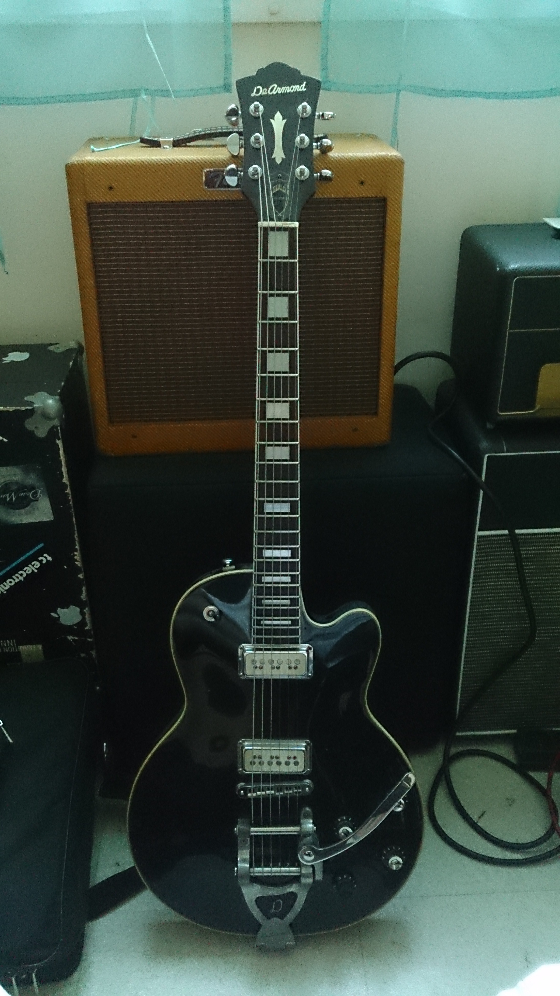 DeArmond M75 T Audiofanzine