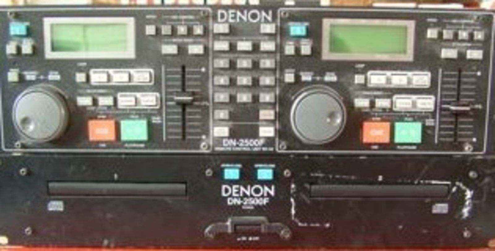 Photo Denon DJ DN2500F Denon DN2500F (26351) Audiofanzine