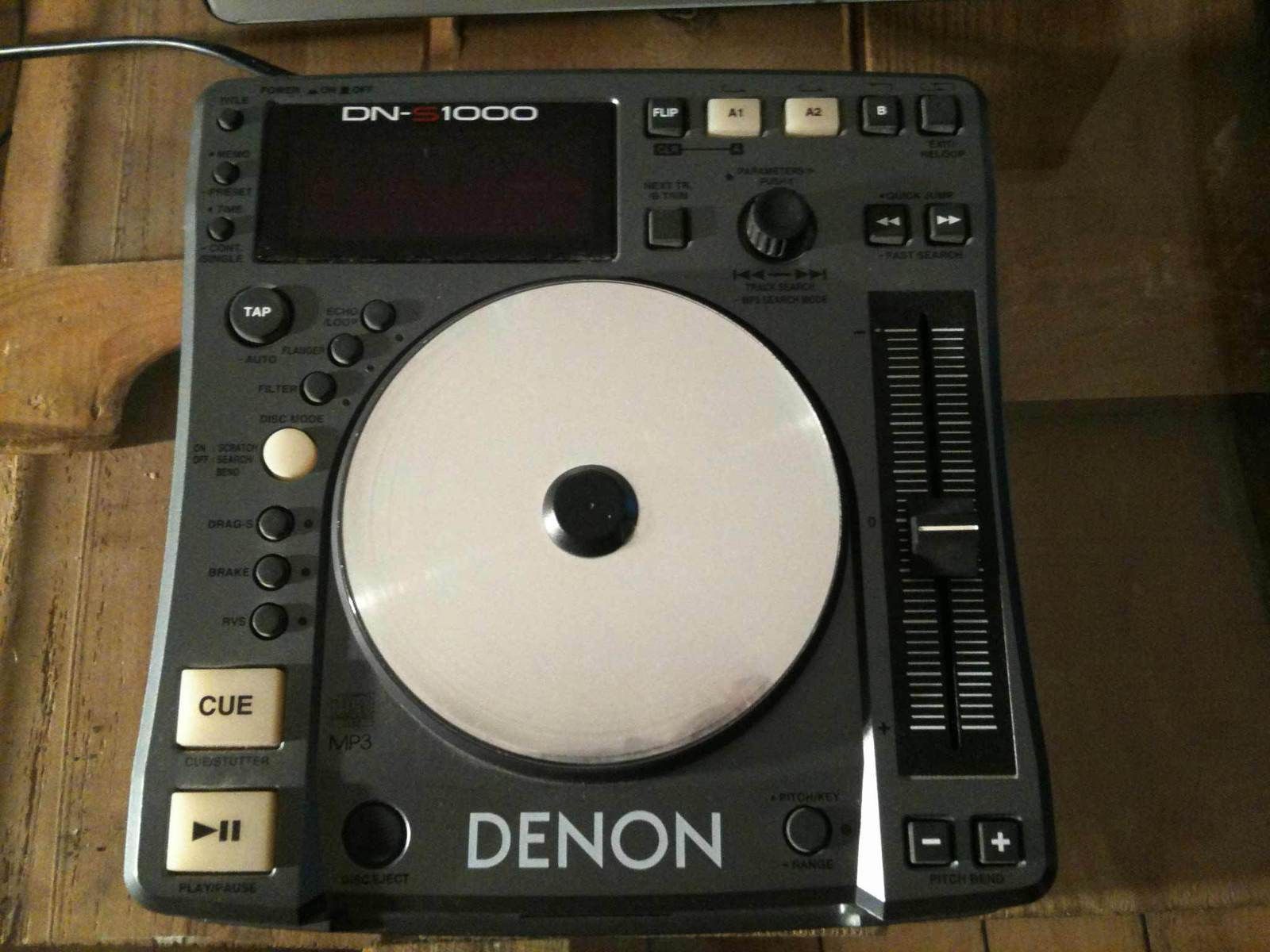 Photo Denon DJ DNS1000 Denon DNS1000 (24035) Audiofanzine
