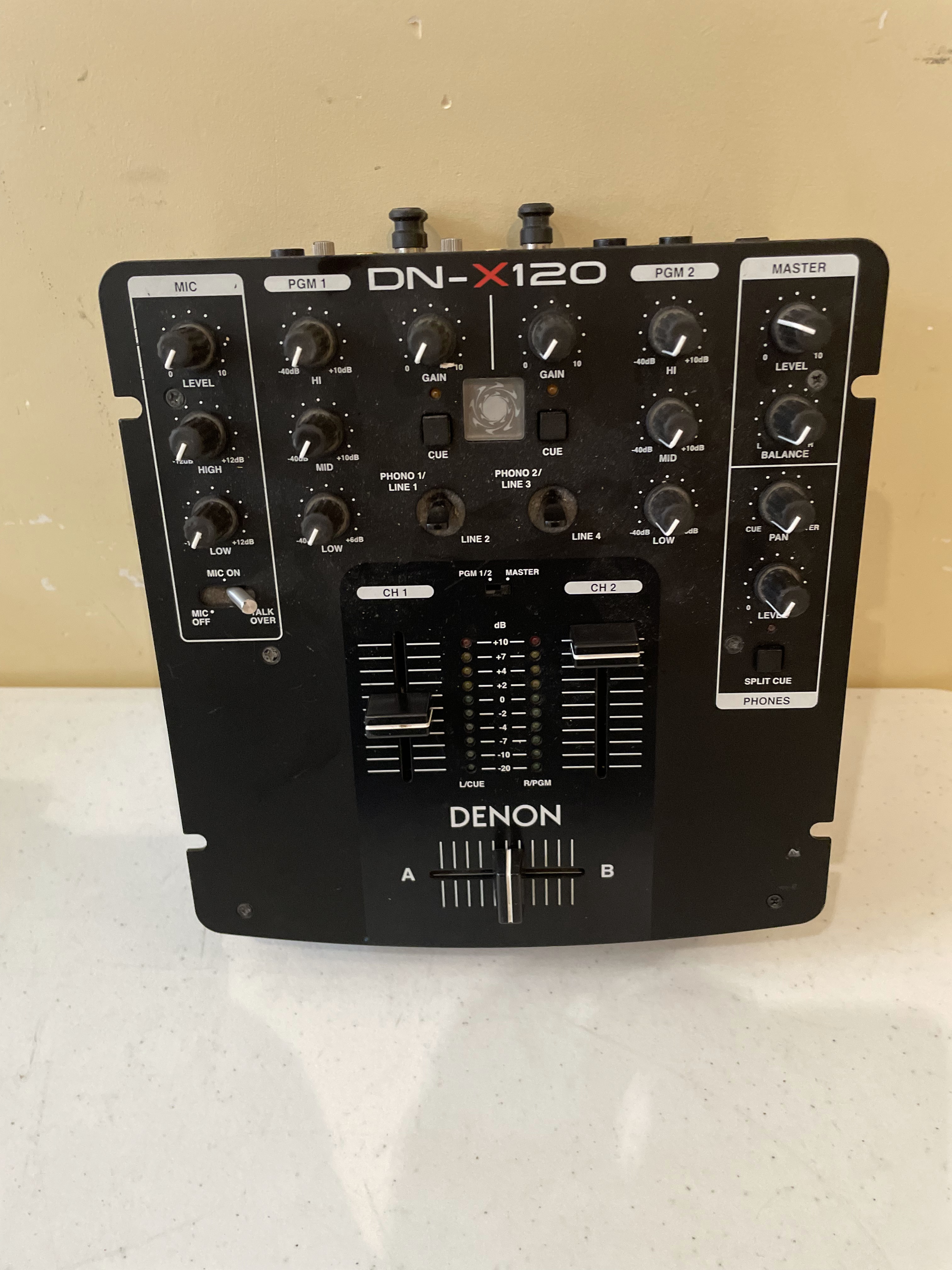 DN-X120 - Denon DJ DN-X120 - Audiofanzine