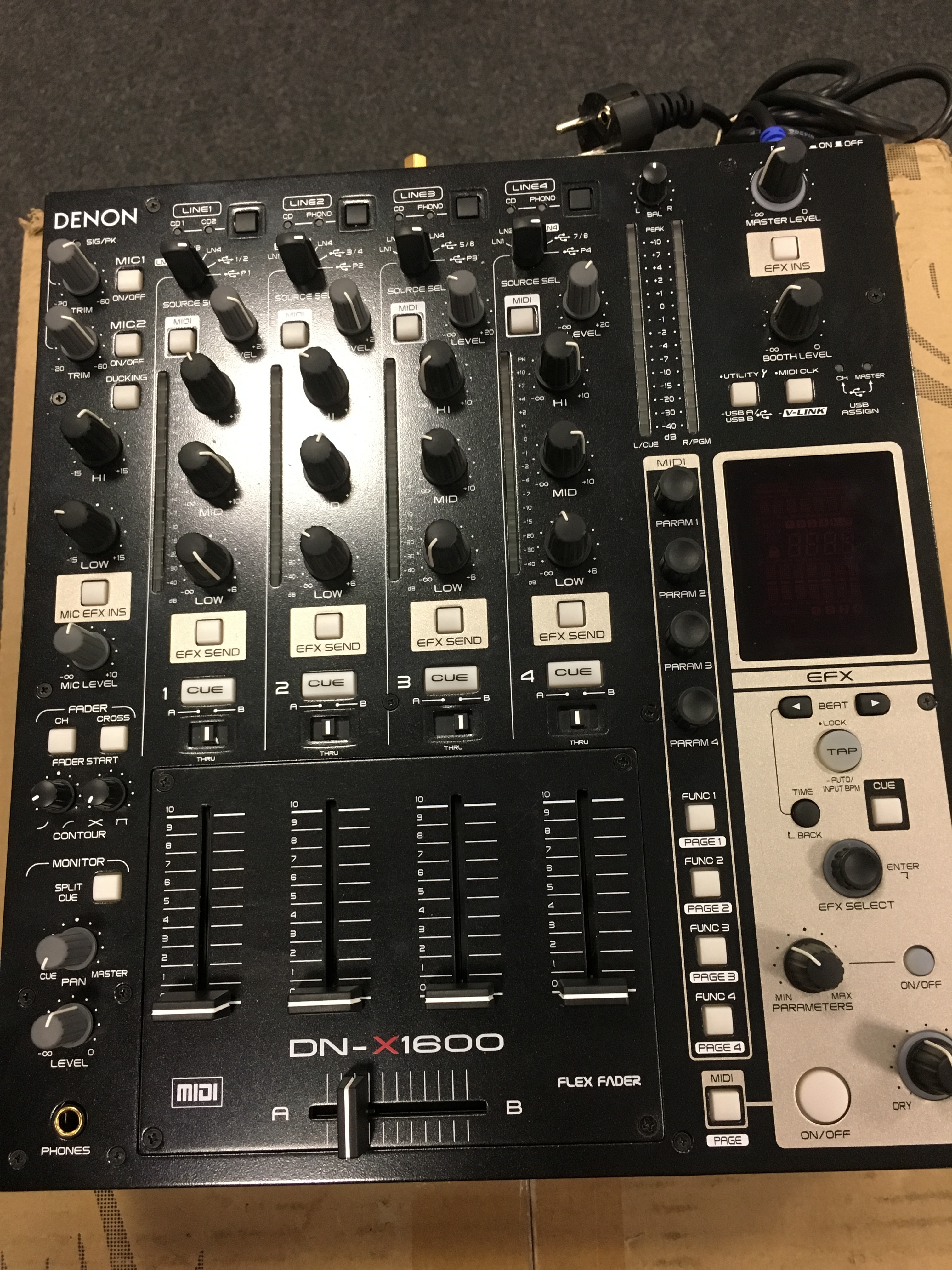 VENDS DENON DNX1600 (RhôneAlpes) Audiofanzine
