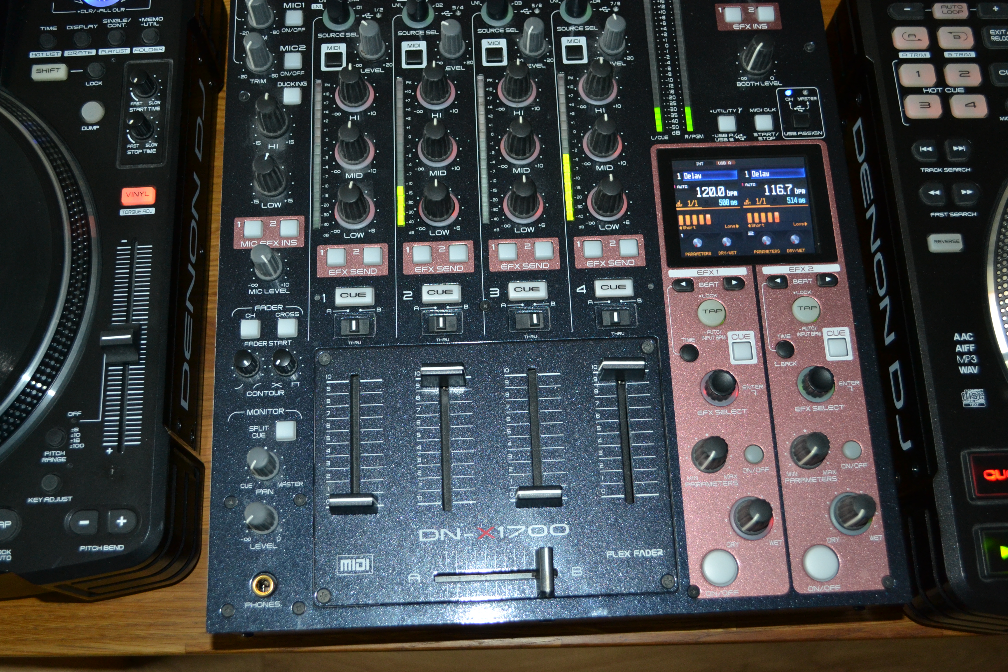 DENON DJ SC3900 - Platine numérique DJ @ Star's Music 