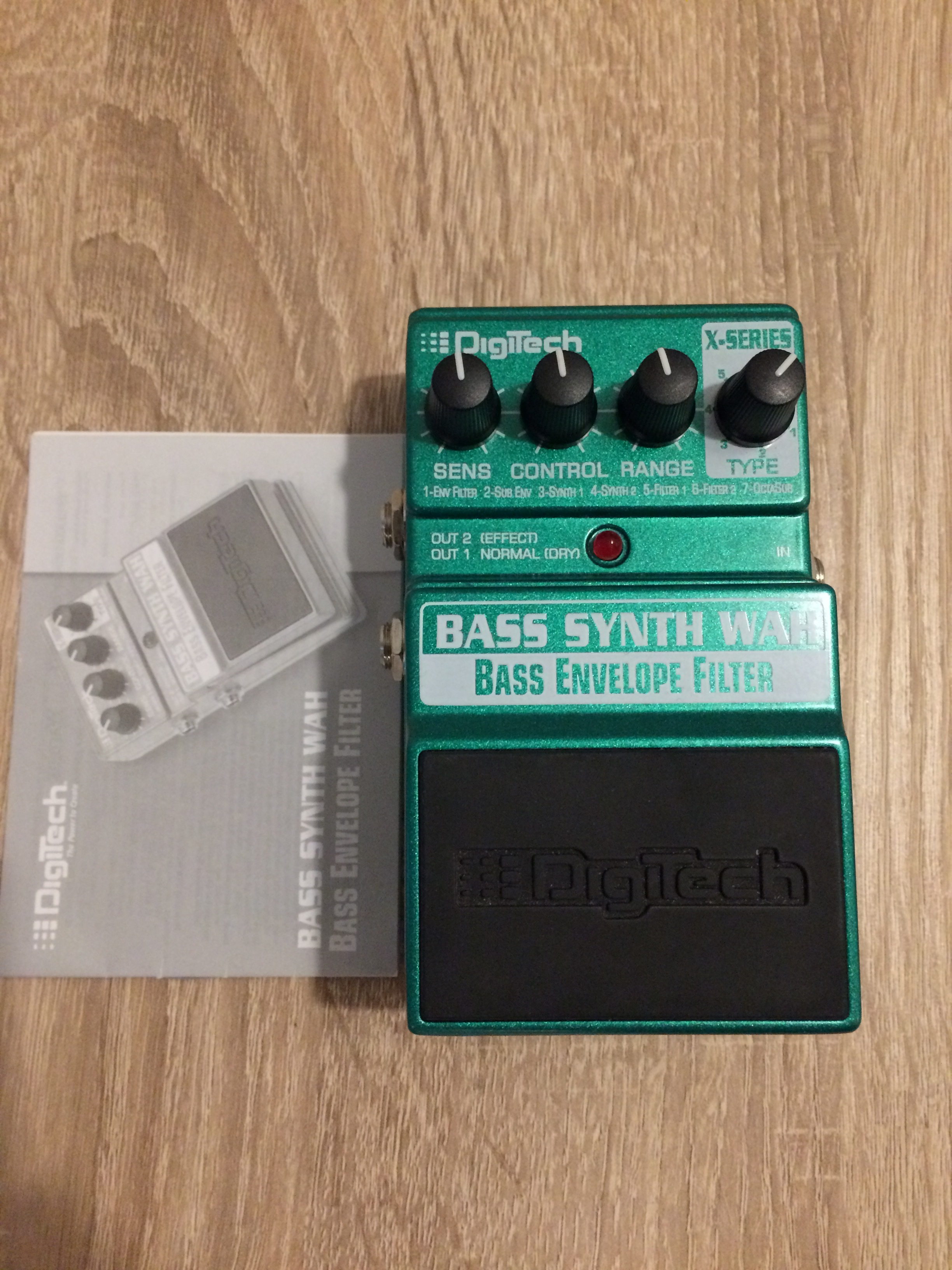 BASS SYNTH WAH DigiTech Bass Synth Wah Audiofanzine