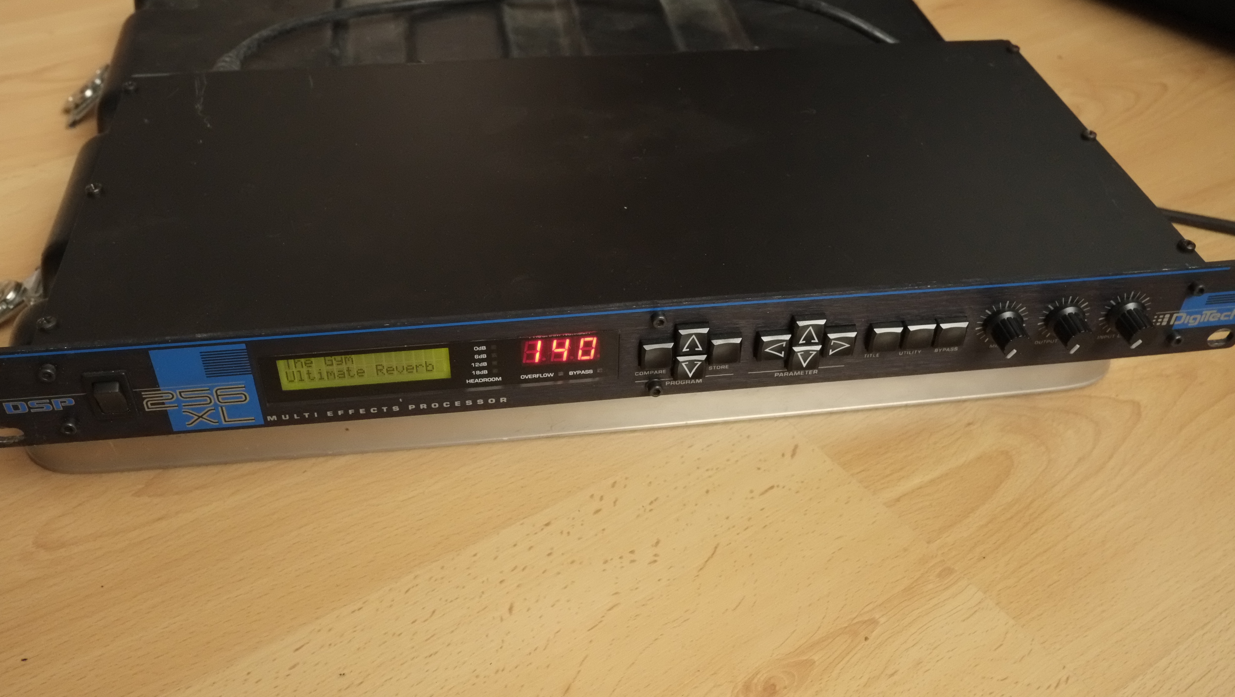 DSP 256 XL DigiTech DSP 256 XL Audiofanzine