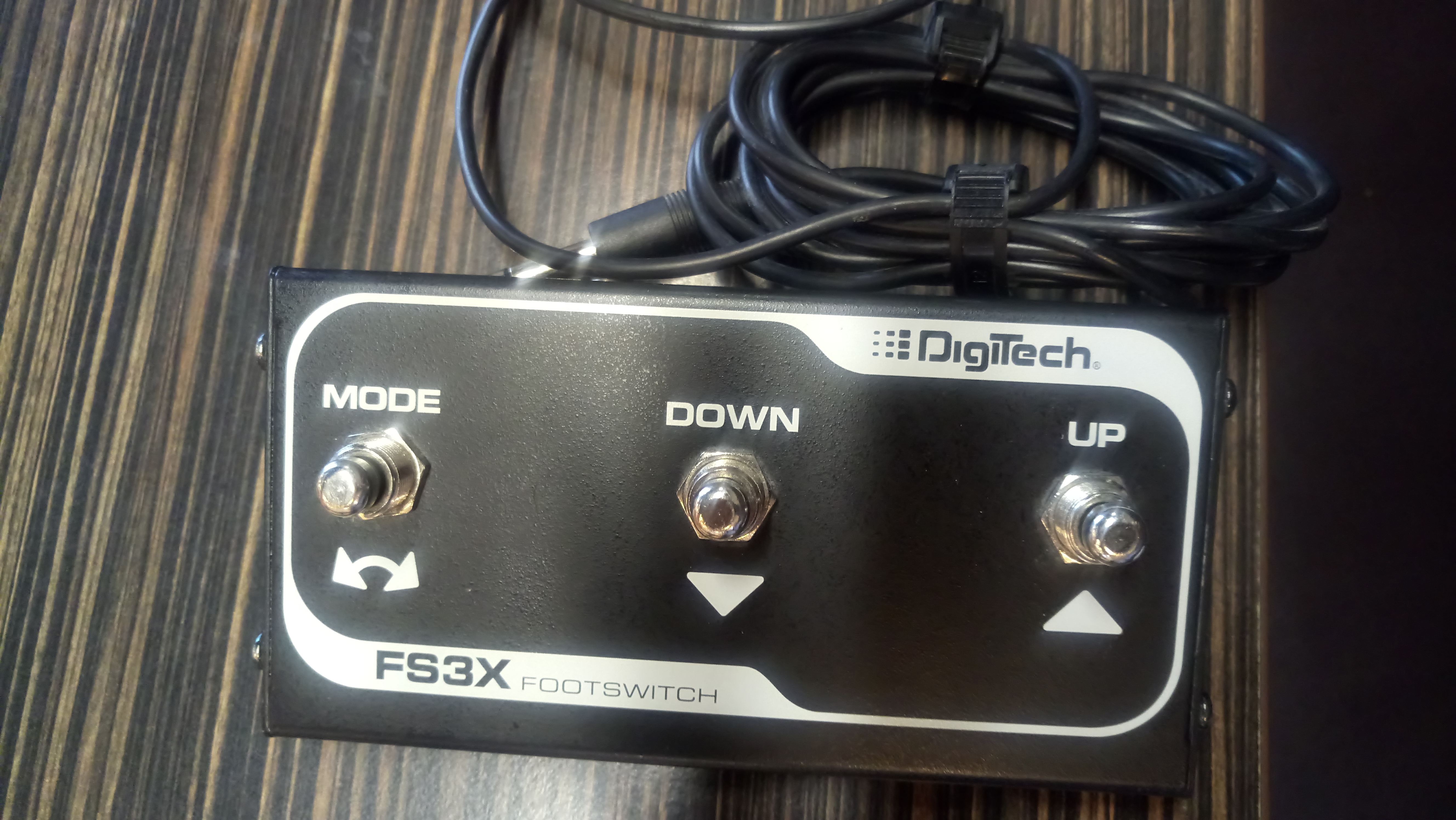 Photo DigiTech FS3X Footswitch DSC 0278.JPG (1731820) Audiofanzine