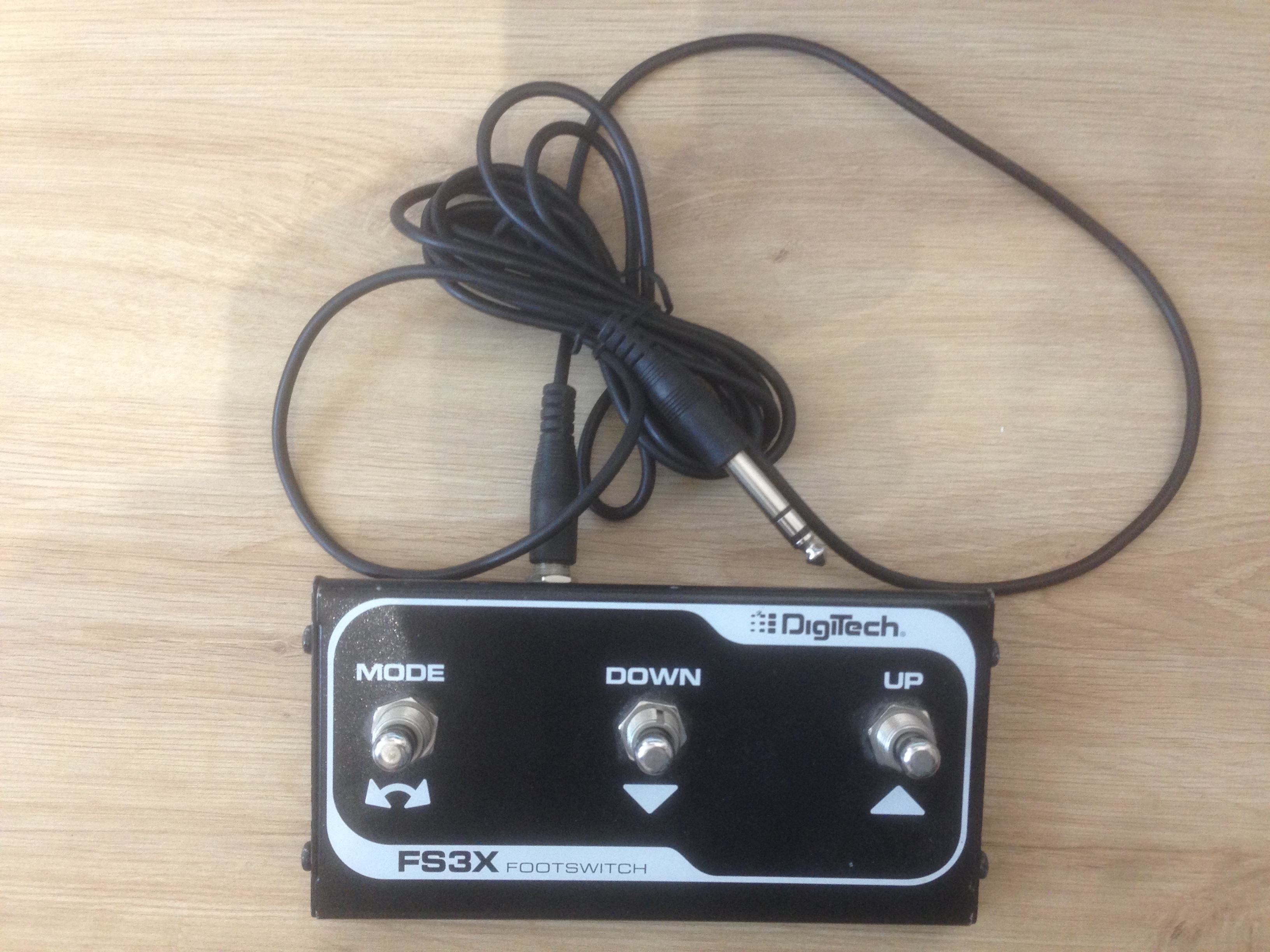 Fs3x Footswitch Digitech Fs3x Footswitch Audiofanzine