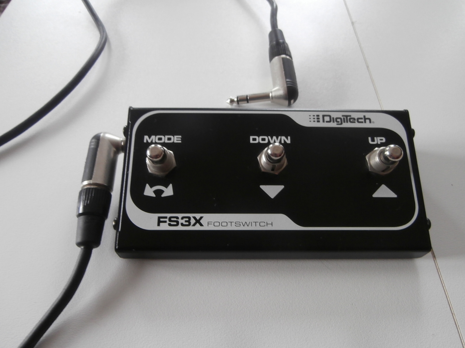 Fs type. Футсвич DIY Digitech fs3x Footswitch. Digitech fs3x Footswitch схема. Digitech fs3x Size. Midi Footswitch Digitech Control Seven.