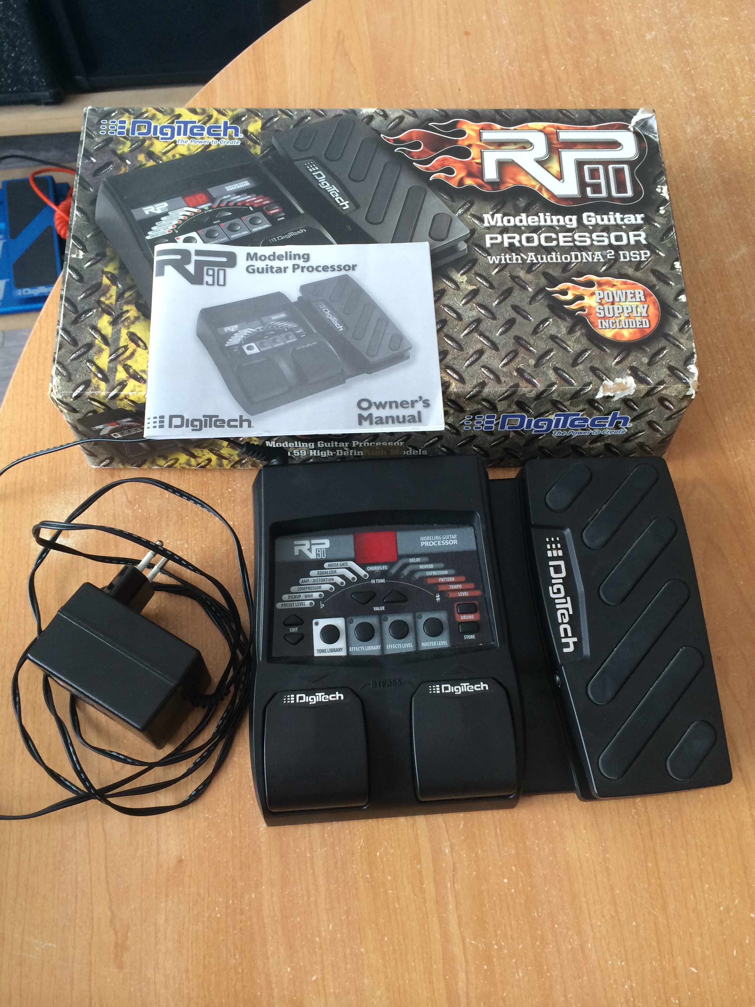 RP90 DigiTech RP90 Audiofanzine