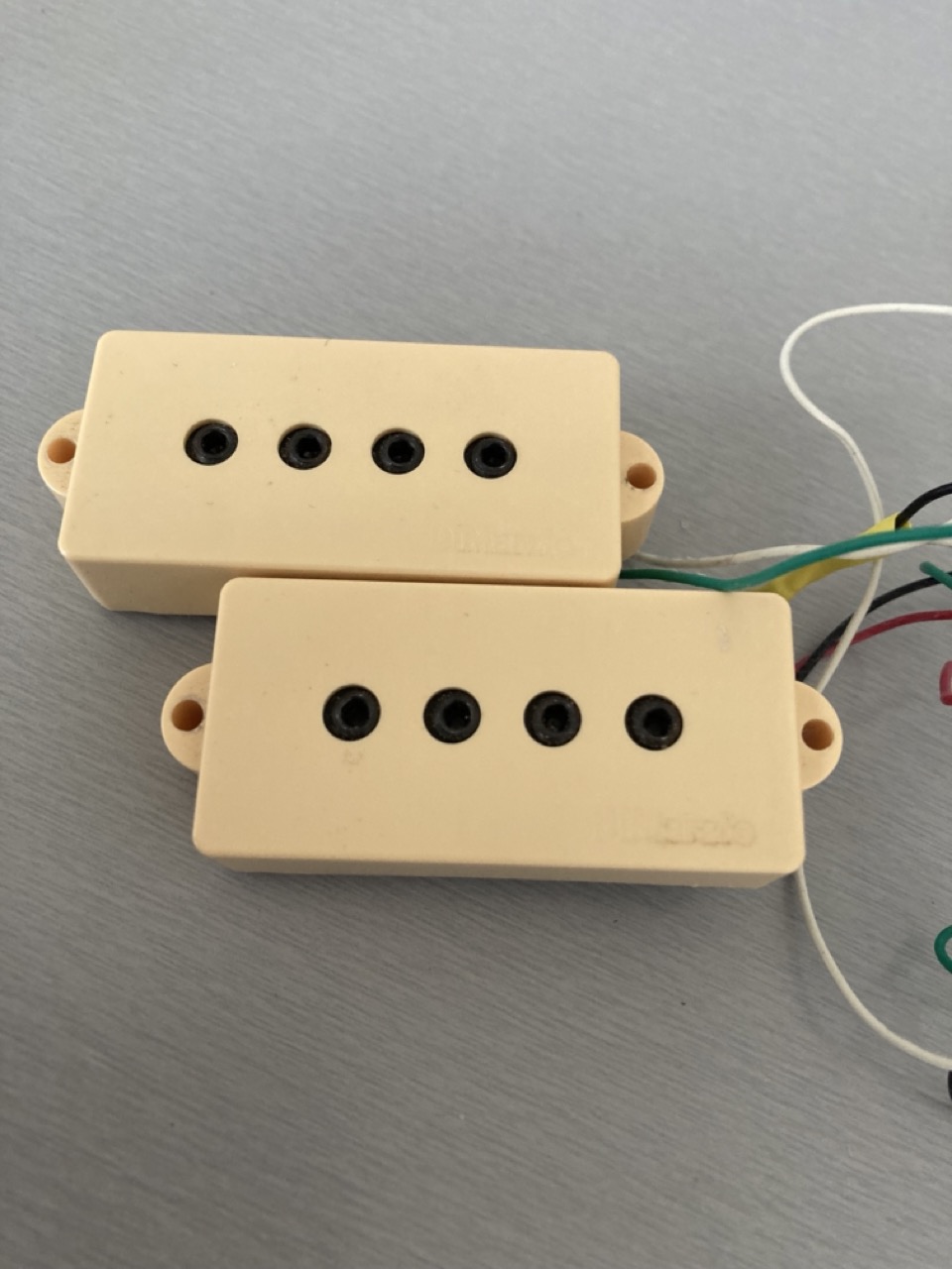 ベース DIMARZIO MODEL P [DP122] DiMarzio DP122 Model P Hum Canceling Bass Pickup - Black