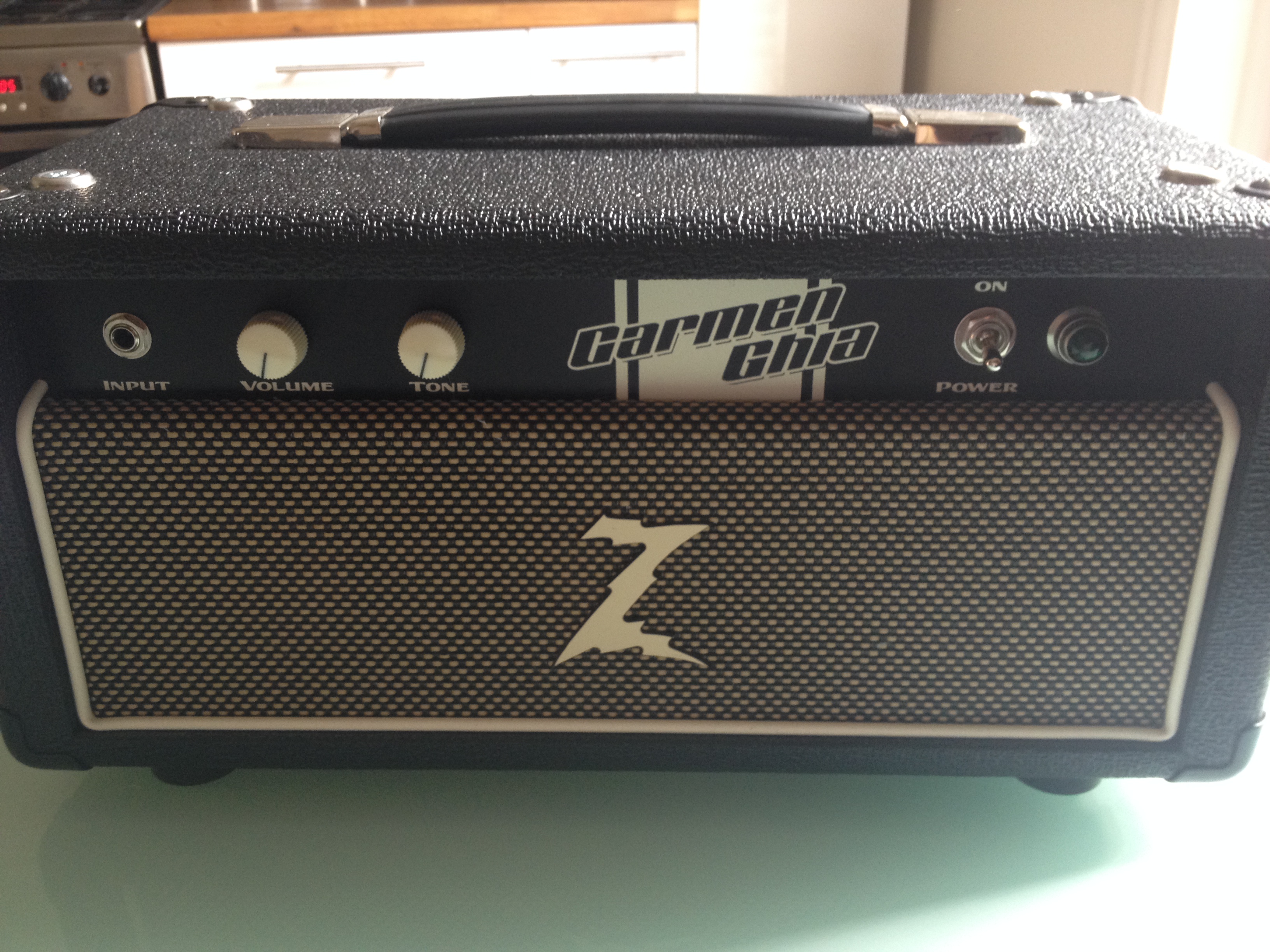 Dr. Z Amplification Carmen Ghia Head image (918885) Audiofanzine