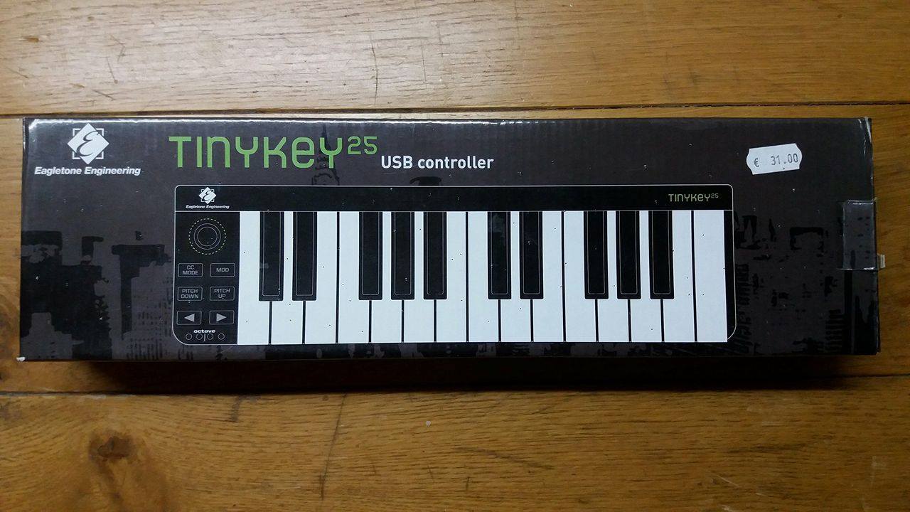 Tiny Collection Clavier maître, contrôleur, pads, MIDI/USB Eagletone