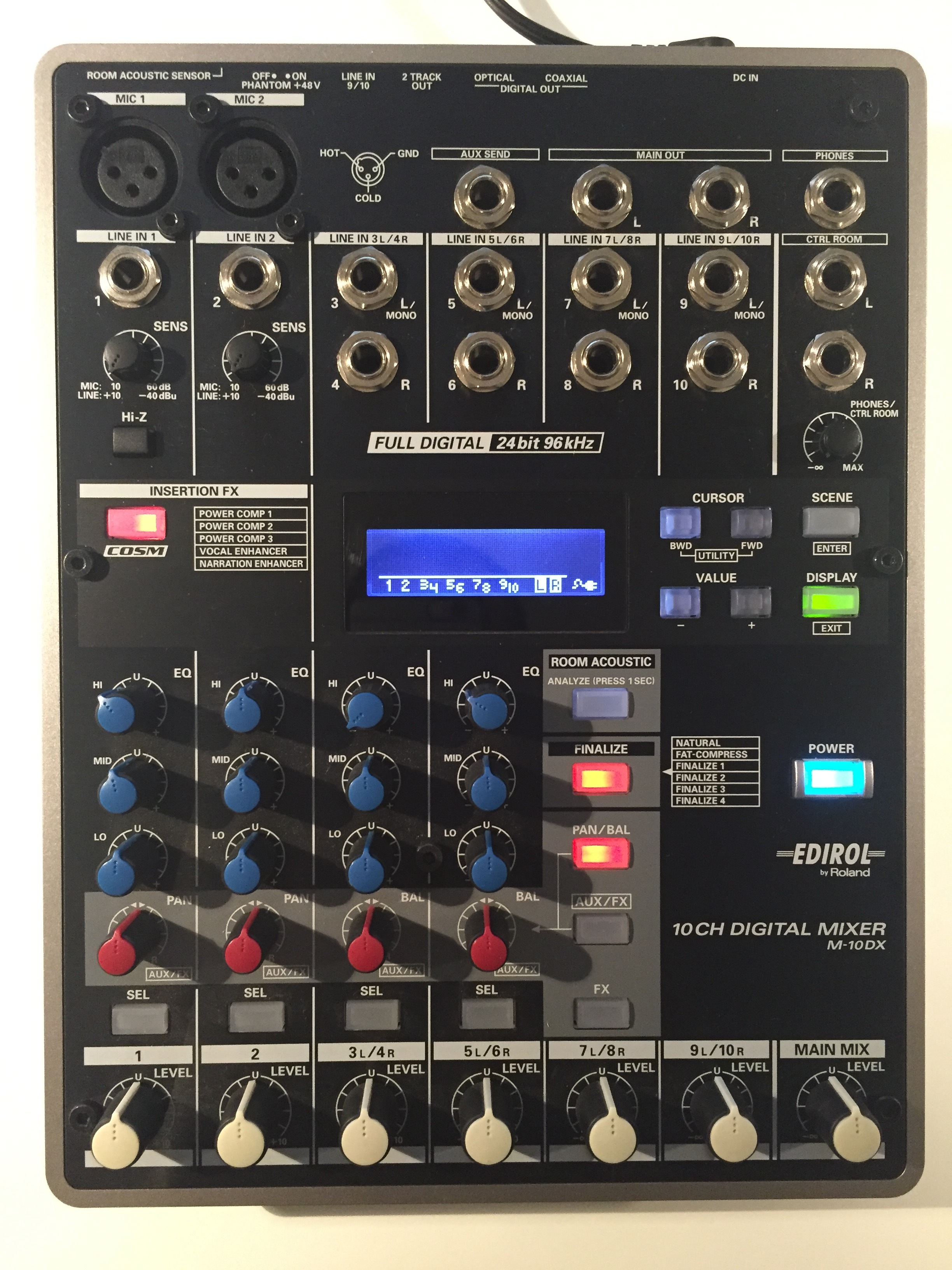 Roland - M-10MX  10-Channel Battery-Powered Mixer