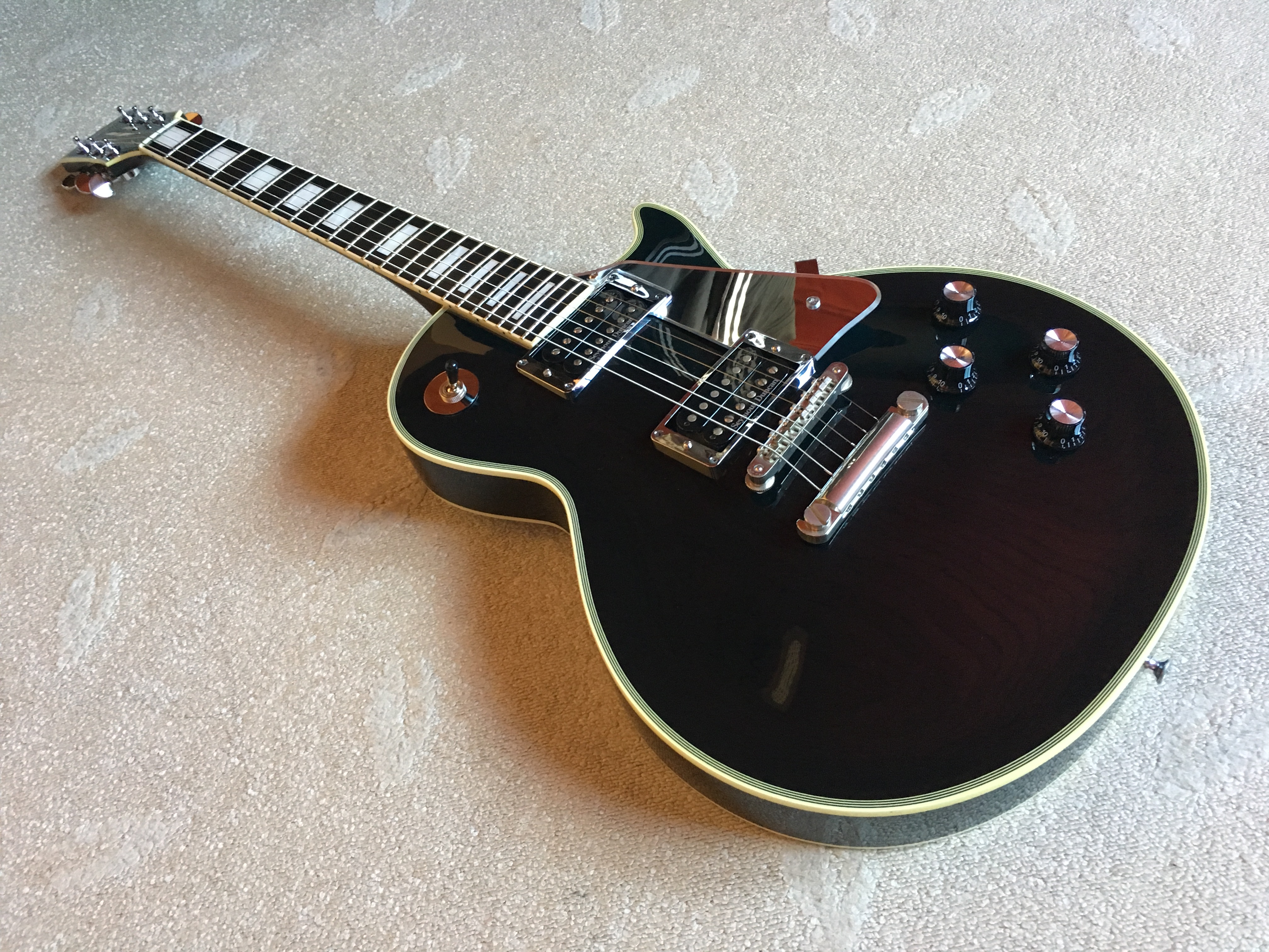 Edwards ESP E-LP-130CD/JS Les Paul Custom (Ile-de-France) - Audiofanzine