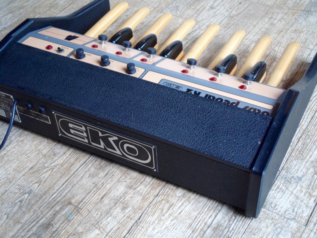 bass pedal K2 Eko bass pedal K2 Audiofanzine