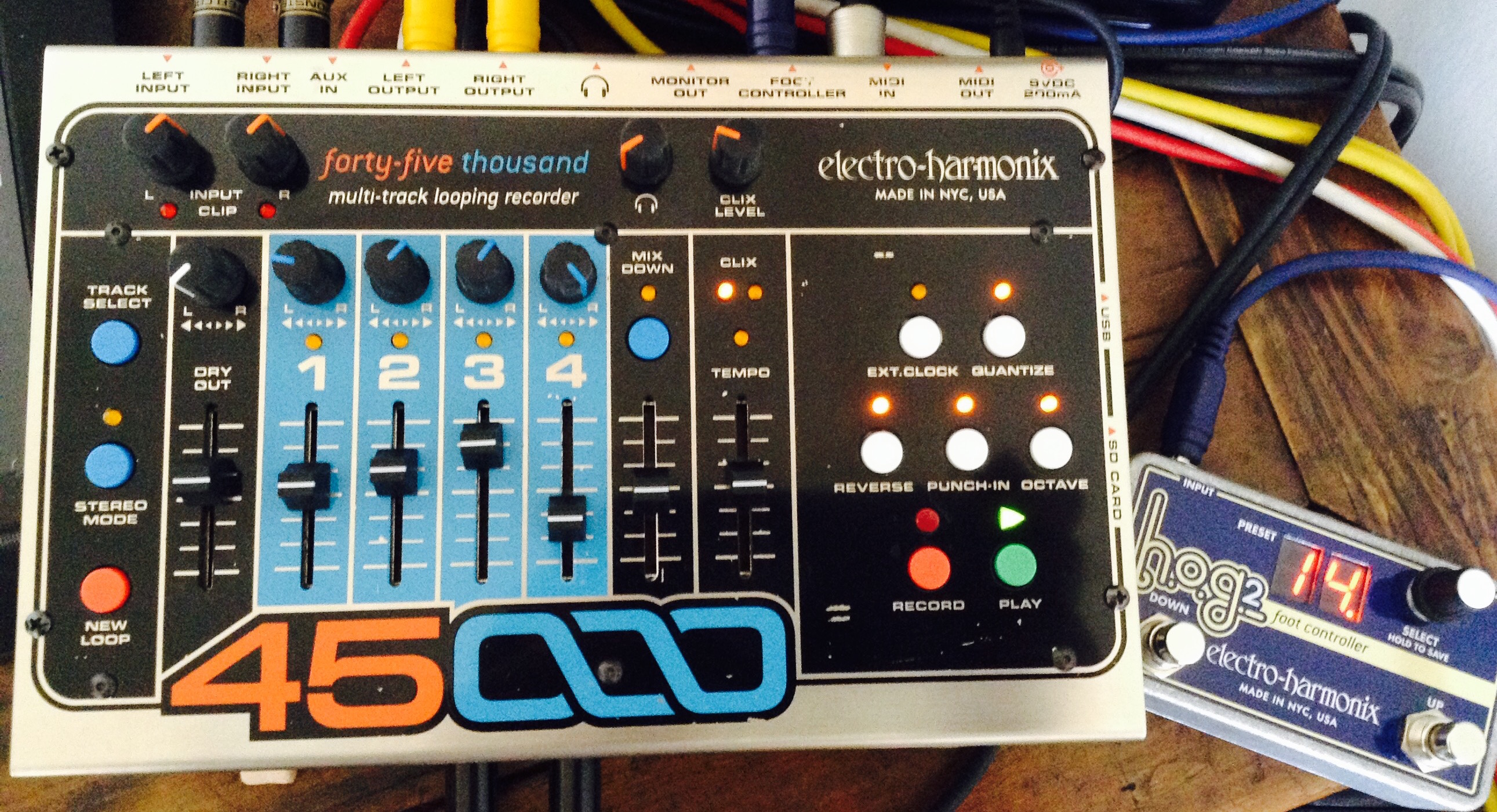 Photo ElectroHarmonix 45000 MultiTrack Looping Recorder Electro