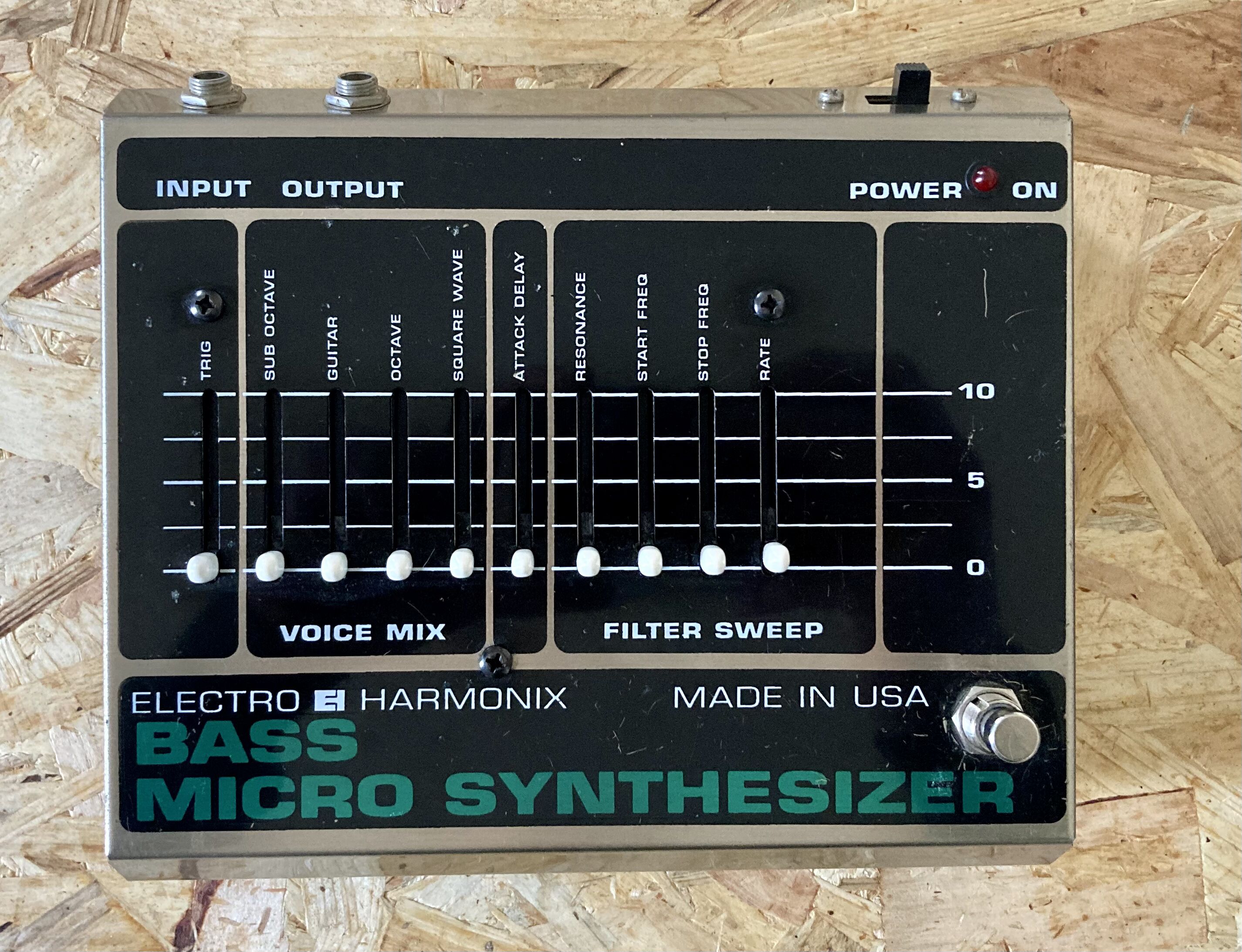 Bass Micro Synthesizer (Original) Electro-Harmonix - Audiofanzine