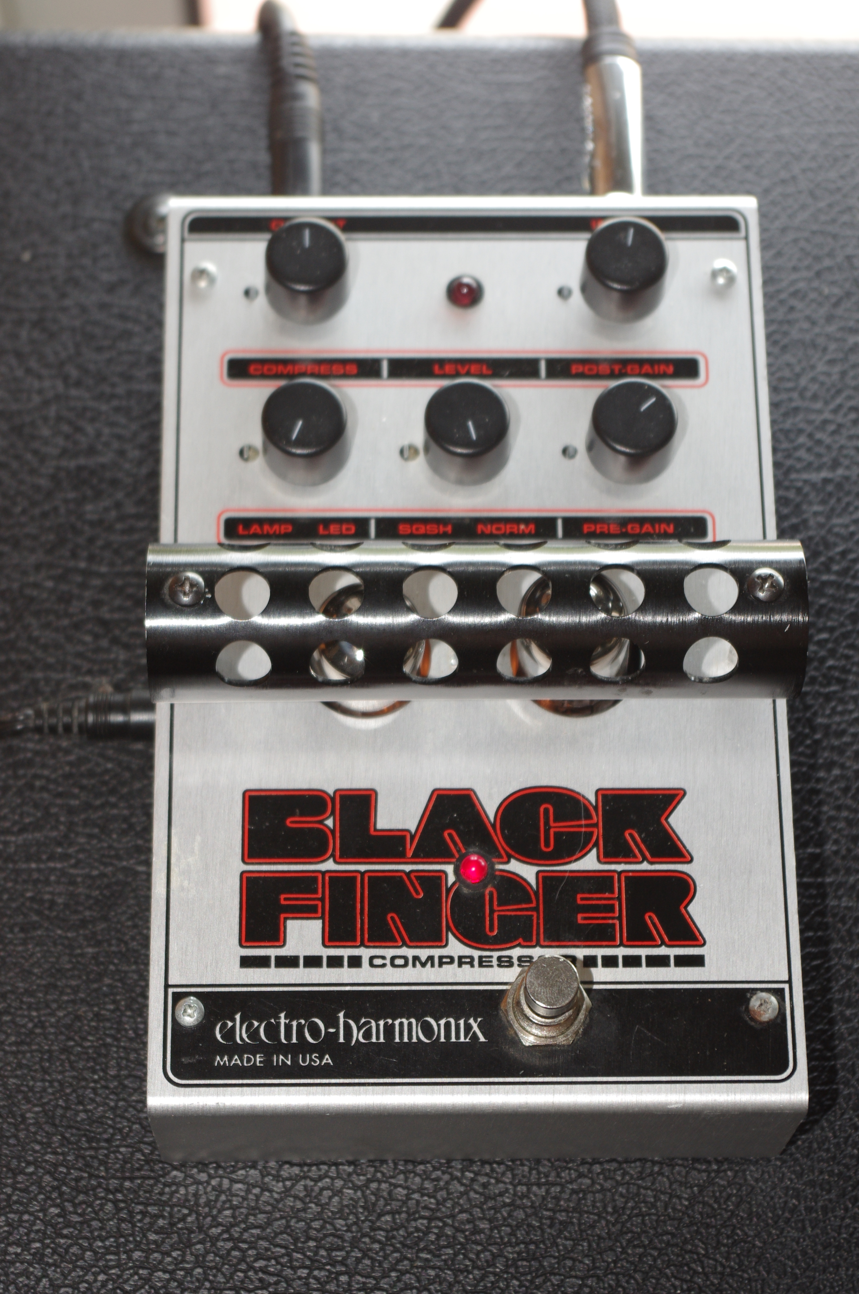 Photo ElectroHarmonix Black Finger ElectroHarmonix Black Finger