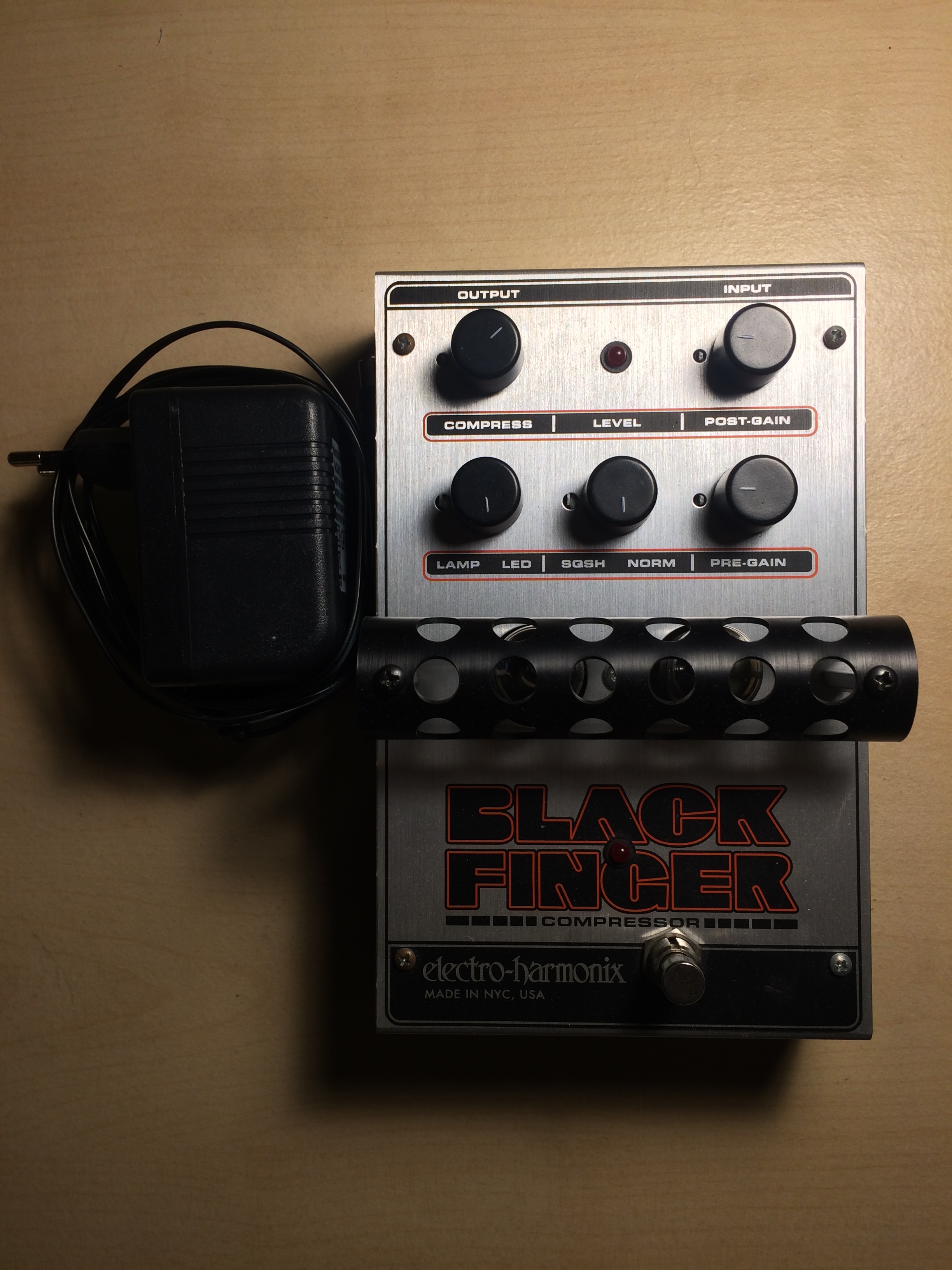 ElectroHarmonix Black Finger image (2056737) Audiofanzine