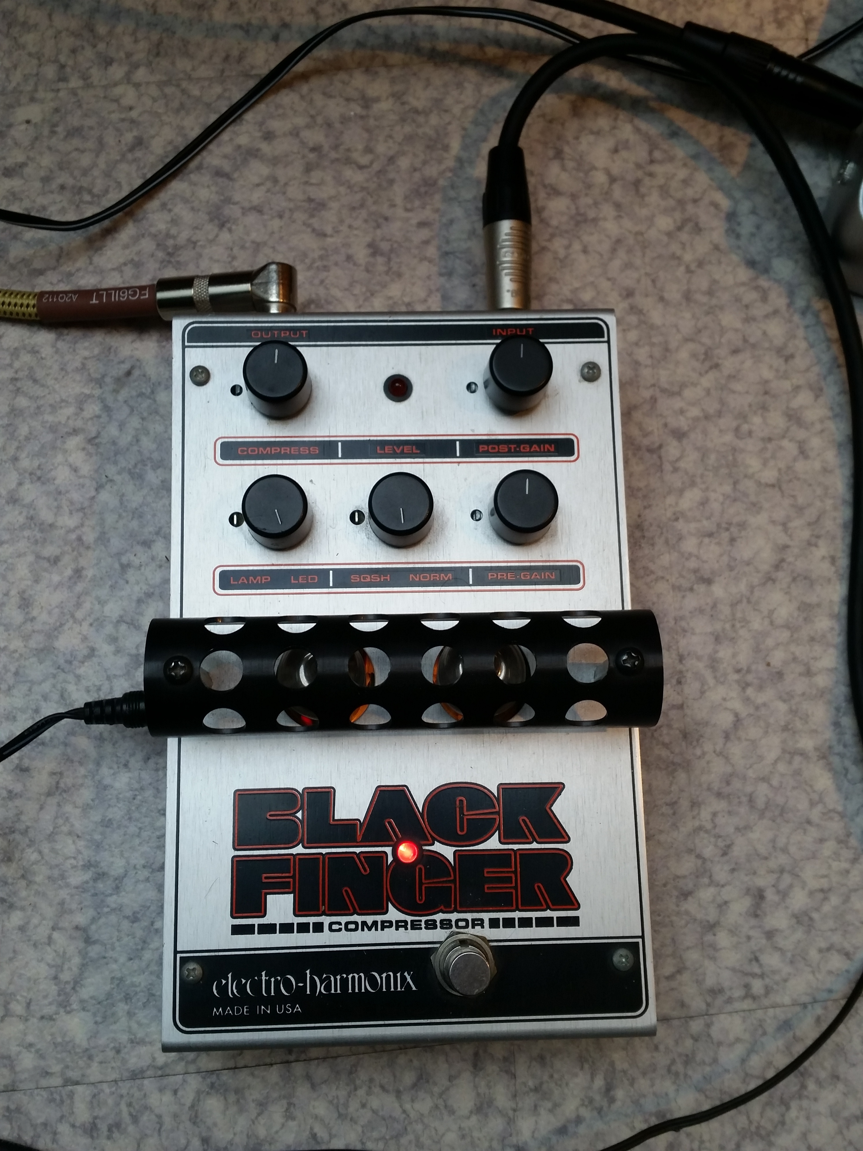ElectroHarmonix Black Finger Audiofanzine