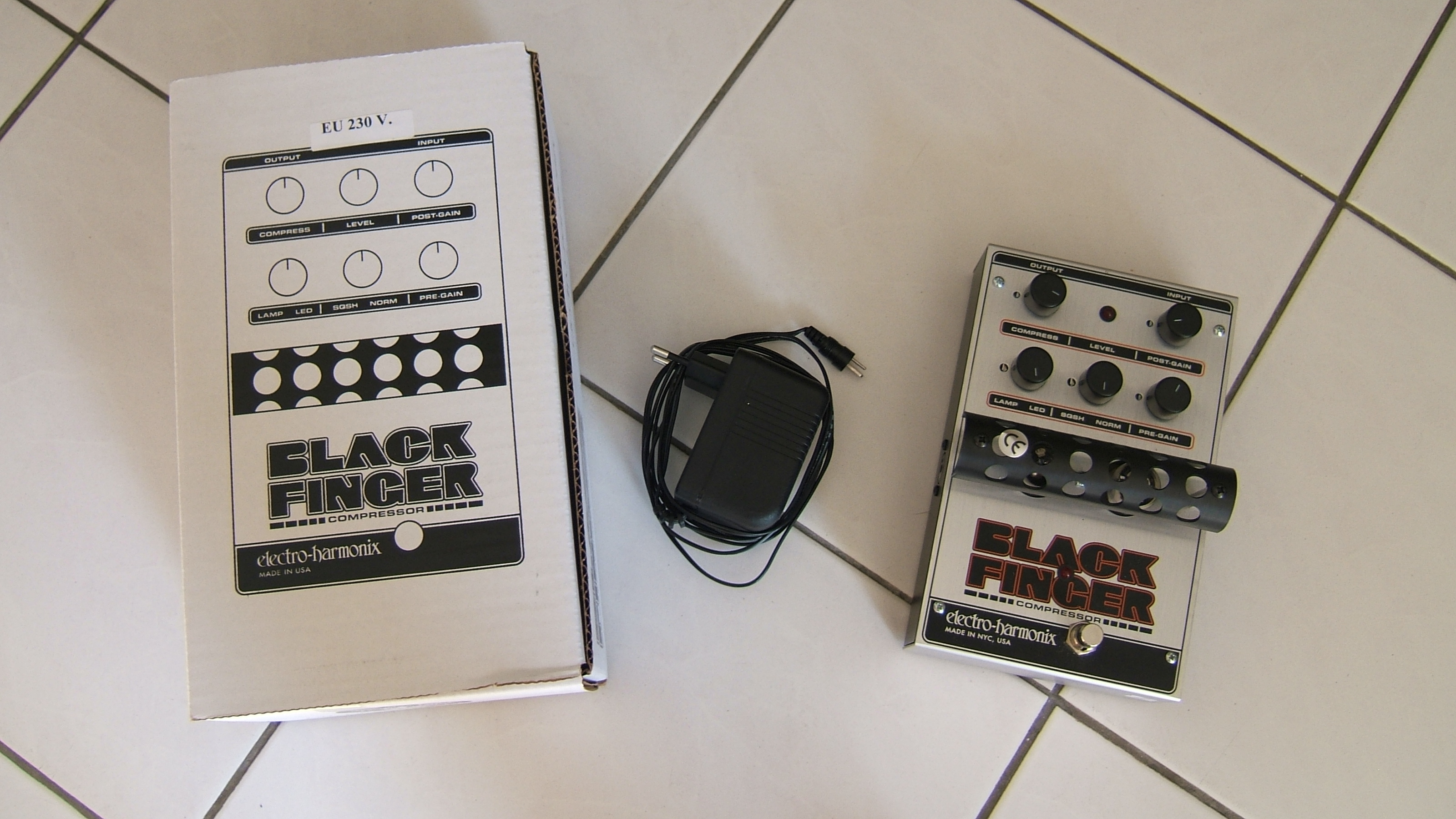 Photo ElectroHarmonix Black Finger ElectroHarmonix Black Finger