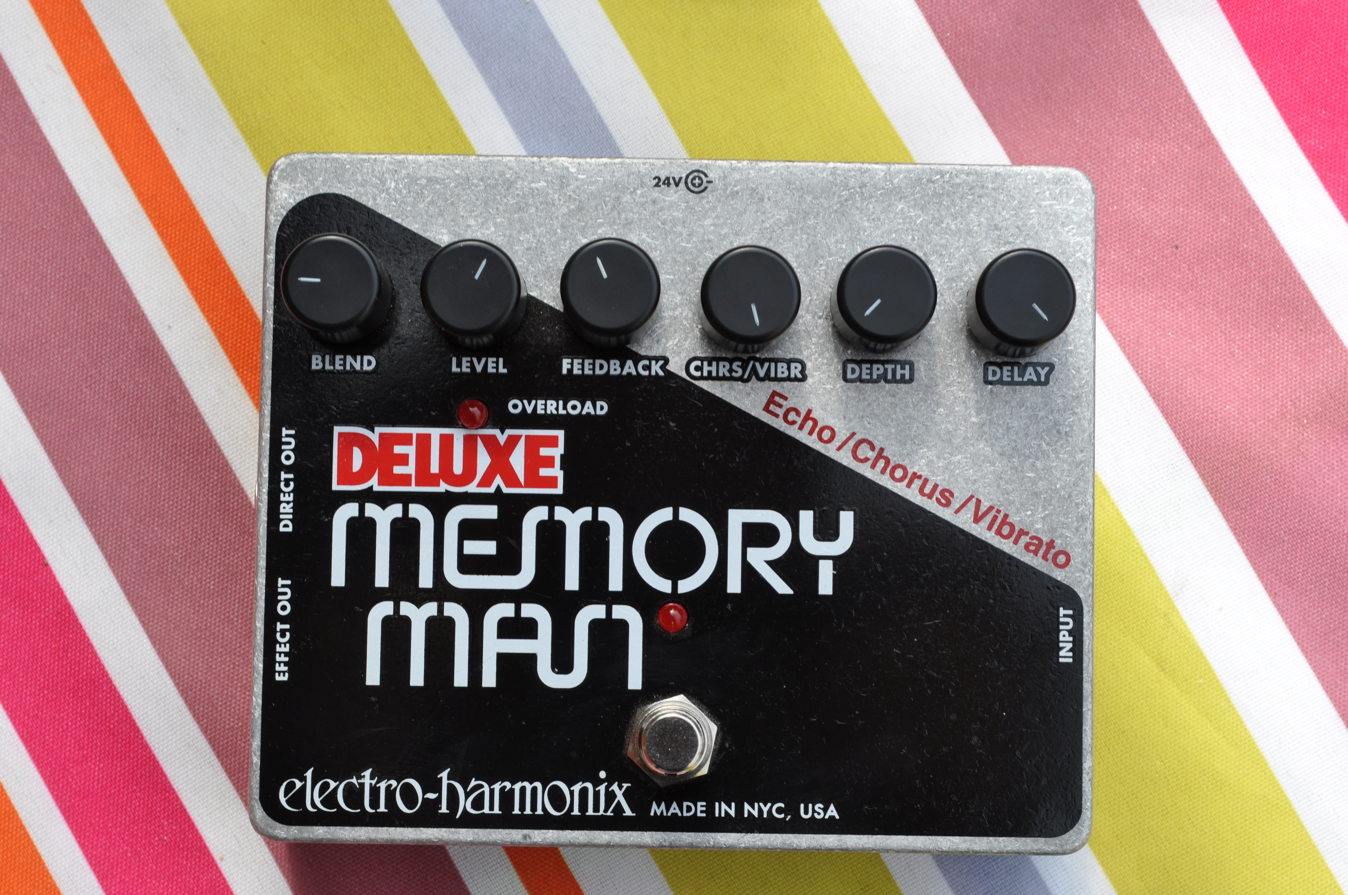 deluxe memory man xo pedalboard