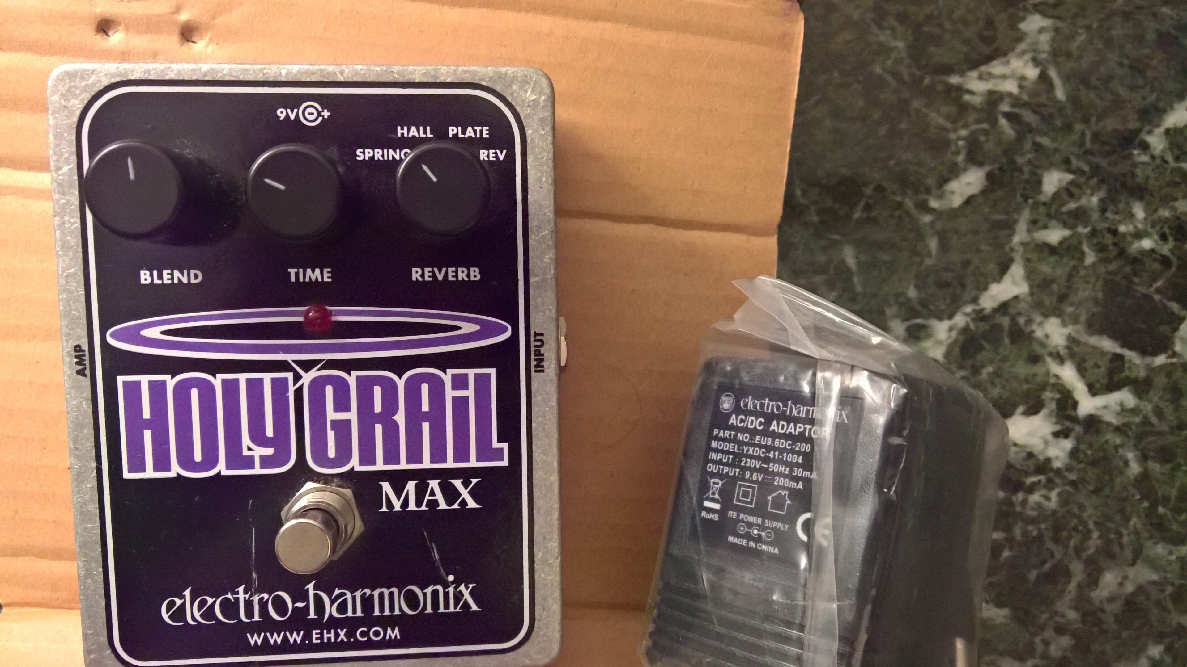 HOLY GRAIL MAX ElectroHarmonix Holy Grail Max Audiofanzine