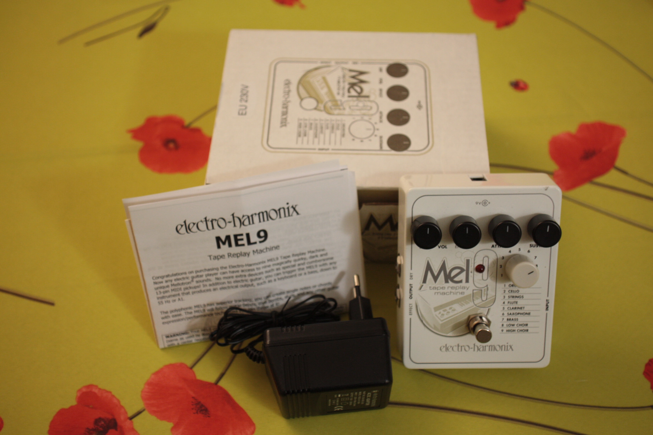 Mel9 Tape Replay Machine Electro-Harmonix - Audiofanzine