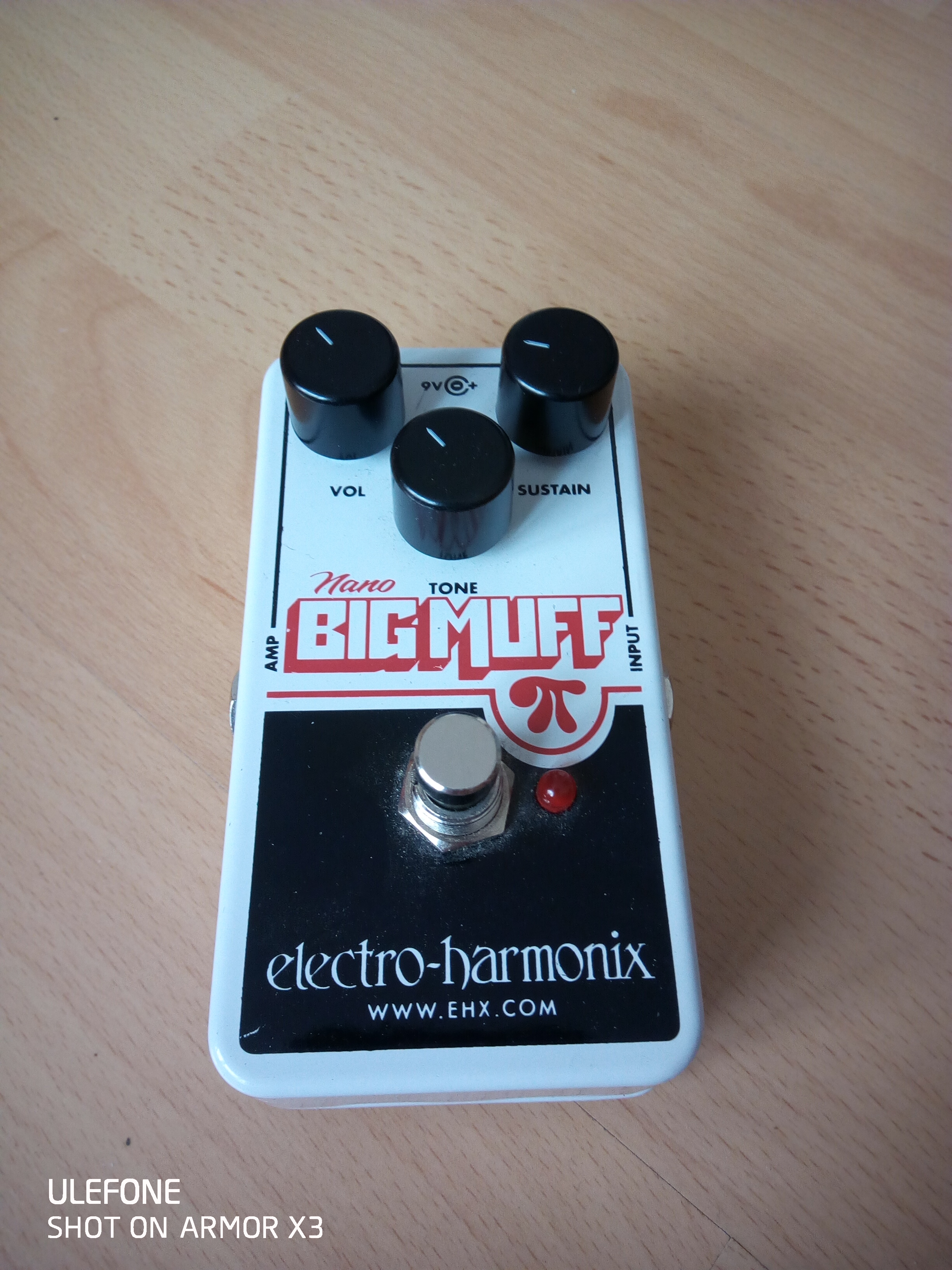Nano Big Muff Pi - Electro-Harmonix Nano Big Muff Pi - Audiofanzine
