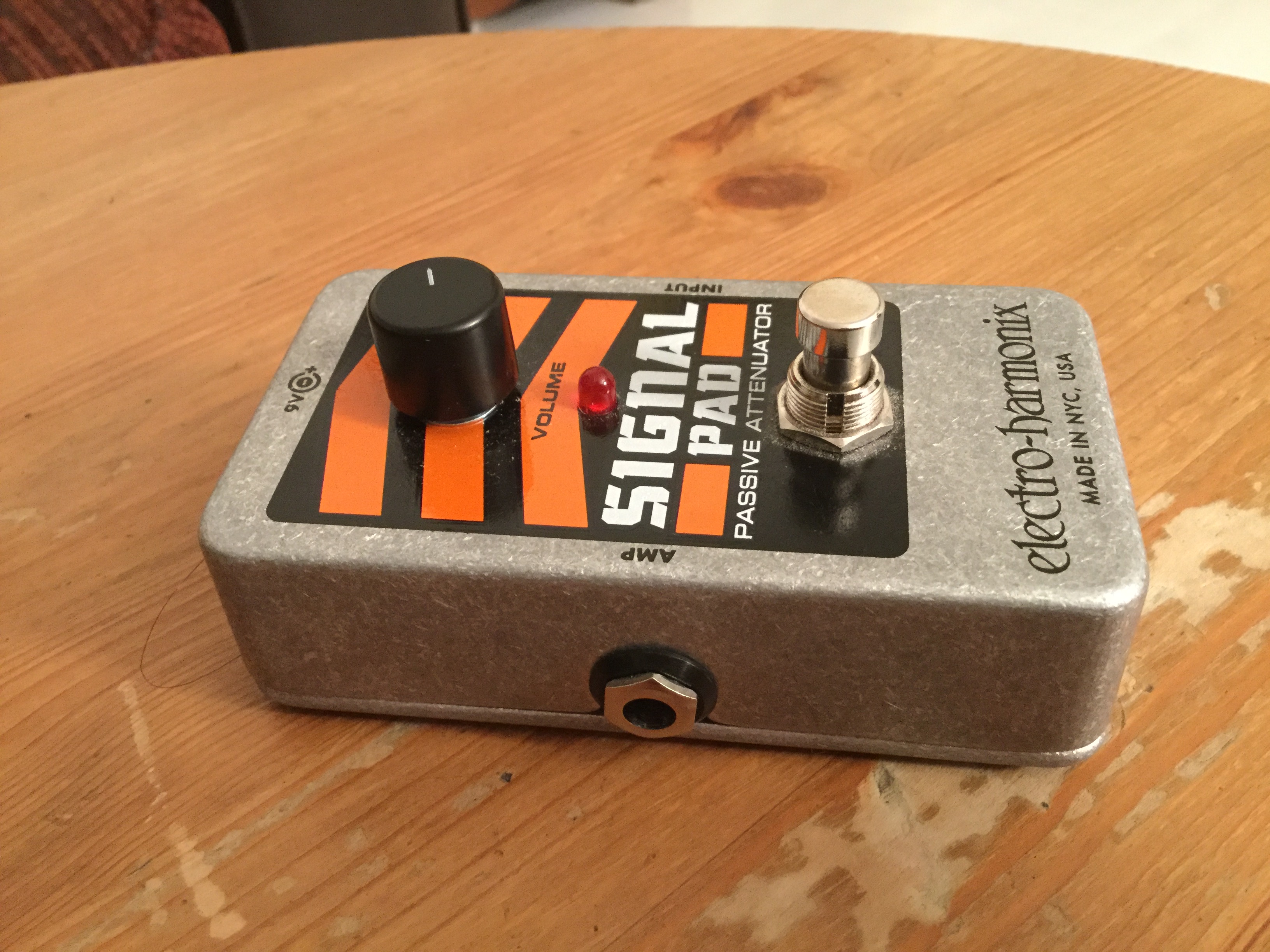 ElectroHarmonix Signal Pad image (1906792) Audiofanzine