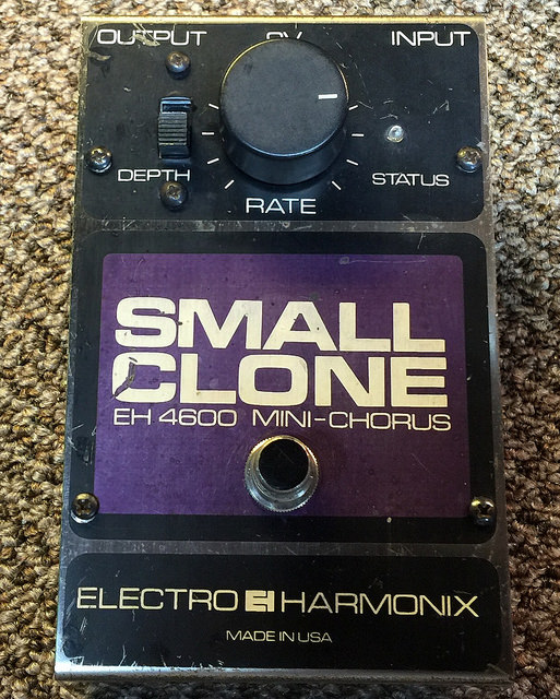 Photo ElectroHarmonix Small Clone Mk1 Small Clone Mk1 MiniChorus