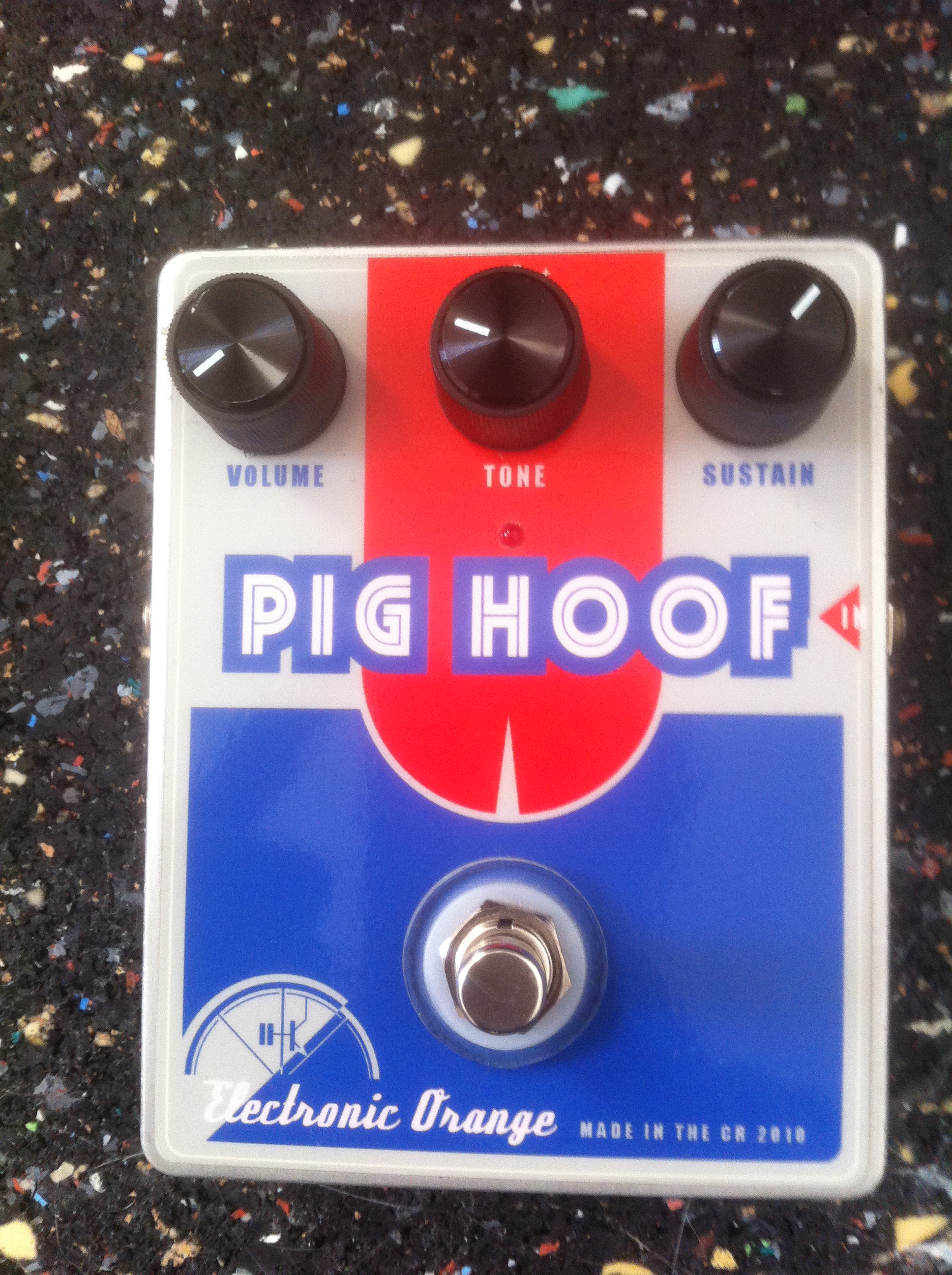 Photo Electronic Orange Pig Hoof Electronic Orange Pig Hoof (7704