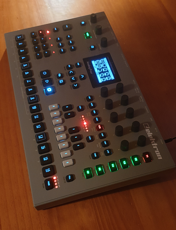 Analog Four MKII Elektron Analog Four MKII Audiofanzine