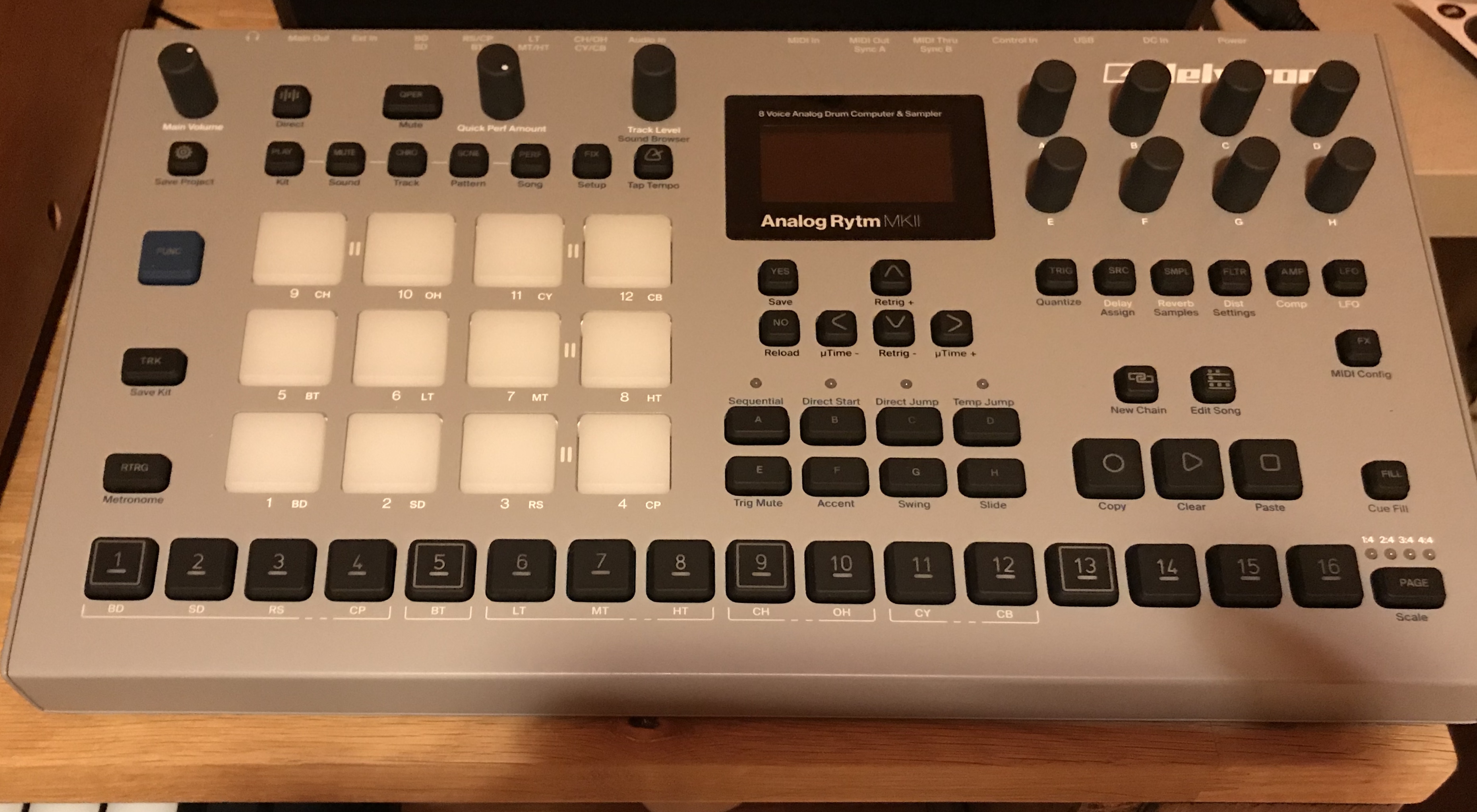 Analog Rytm MKII Elektron Analog Rytm MKII Audiofanzine