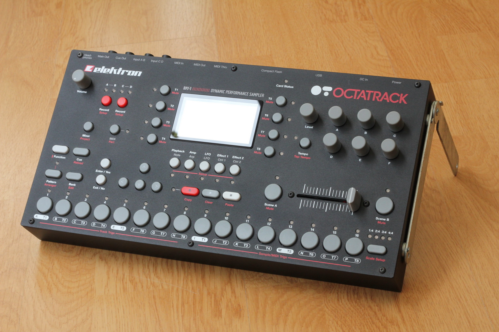 Photo Elektron Octatrack : Elektron Octatrack (36783) (#617197