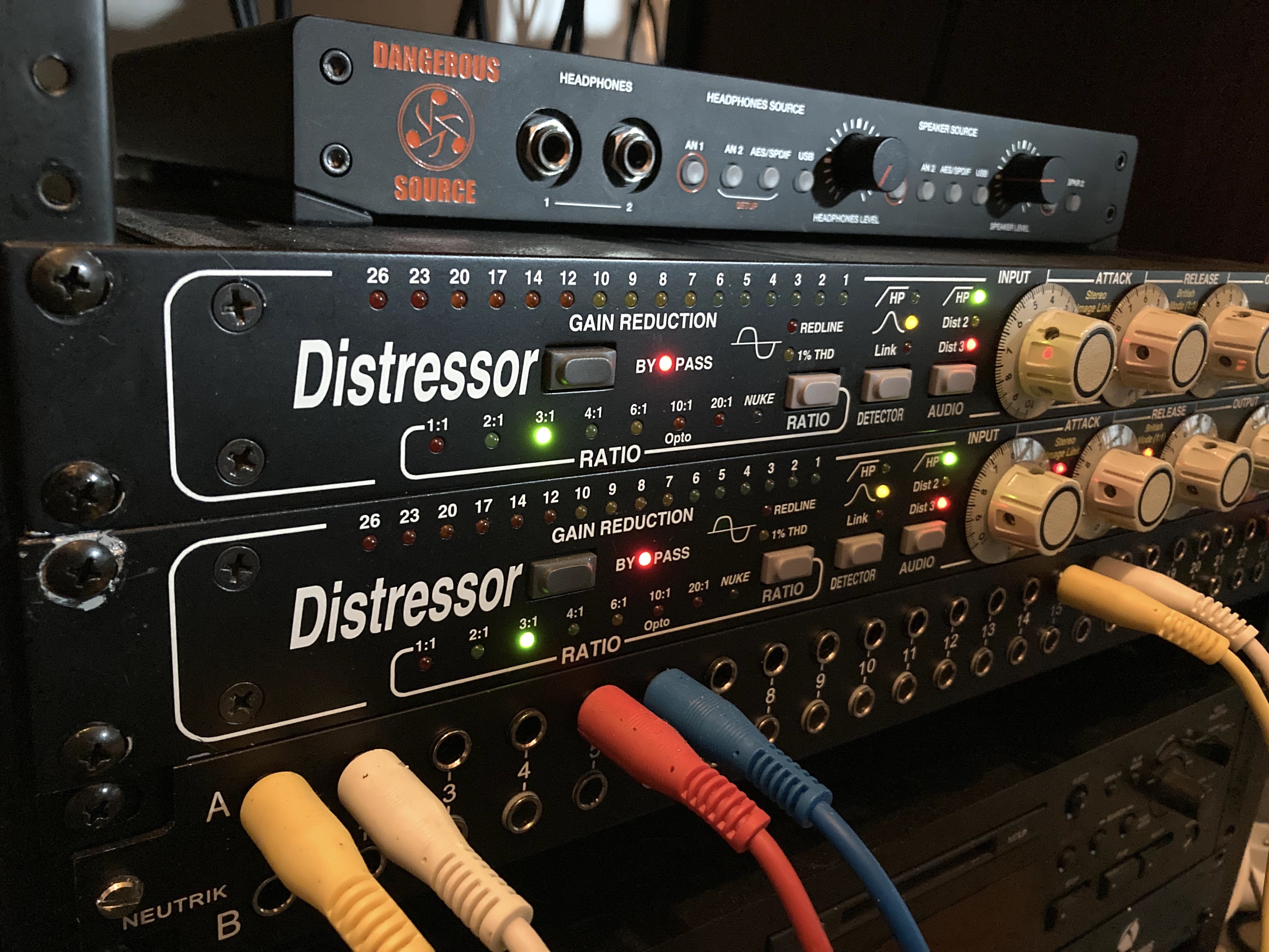 Distressor EL8X - Empirical Labs Distressor EL8X - Audiofanzine