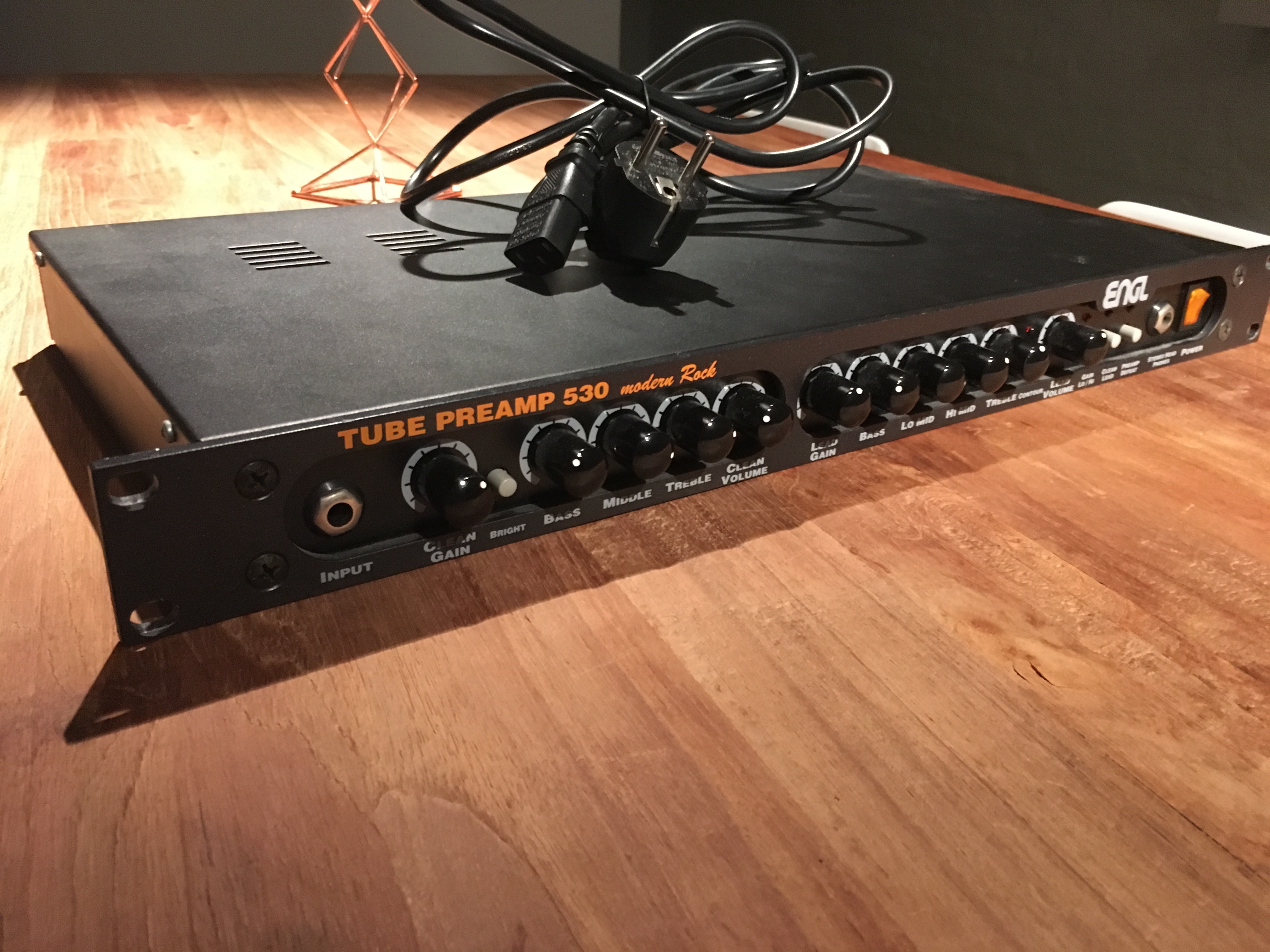 ENGL Tube Preamp E530 1U ラック 多機能！ - ギター