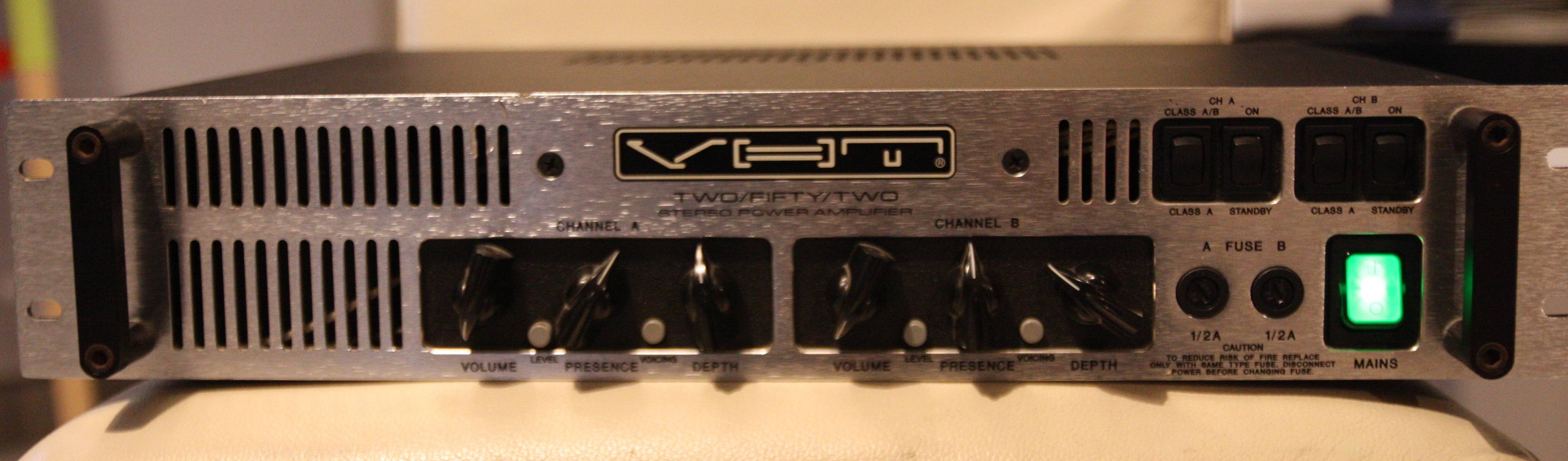 E570 Special Edition Preamp ENGL E570 Special Edition Preamp Audiofanzine