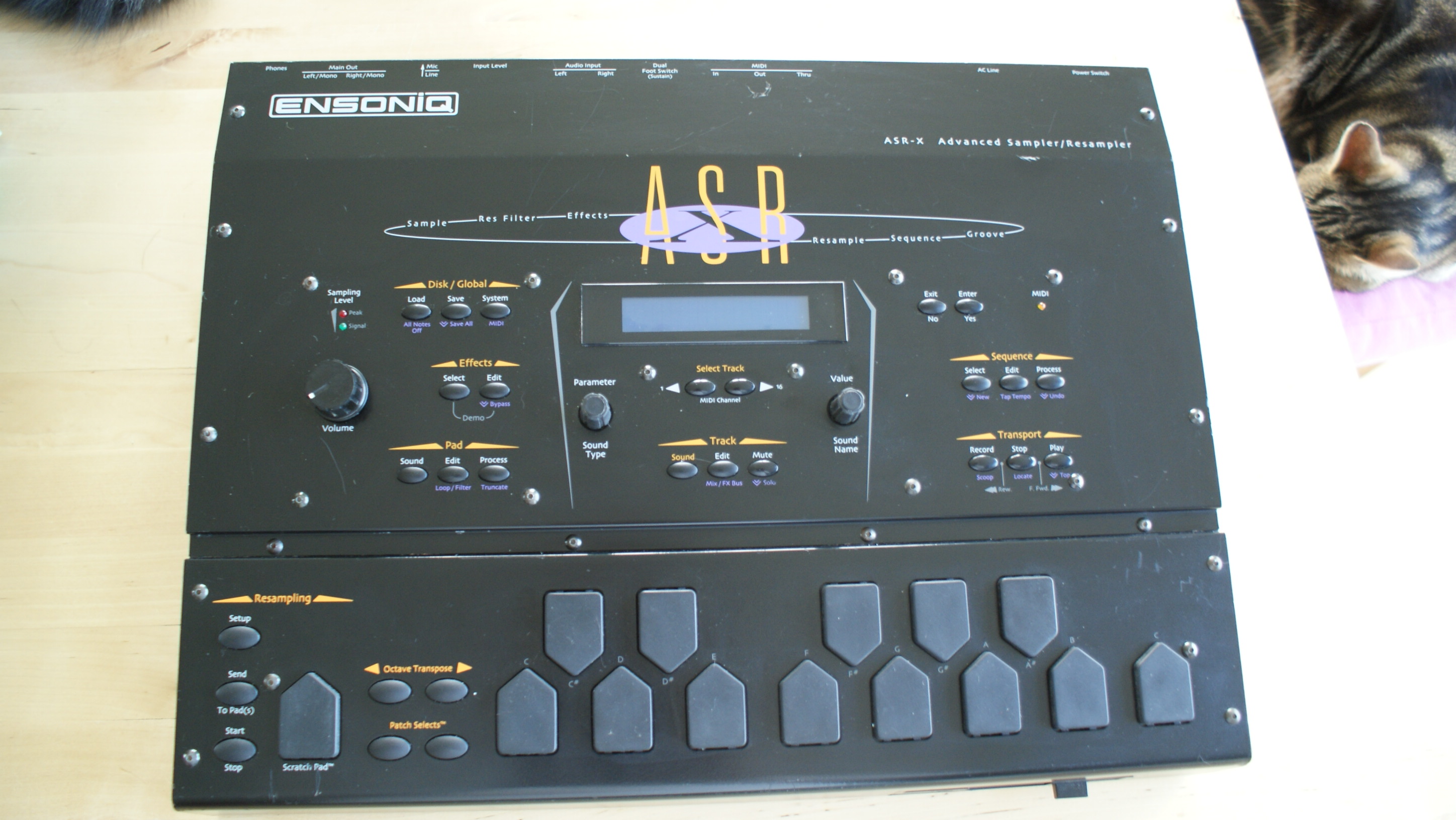 Photo Ensoniq ASRX Ensoniq ASRX (12050) (253013) Audiofanzine