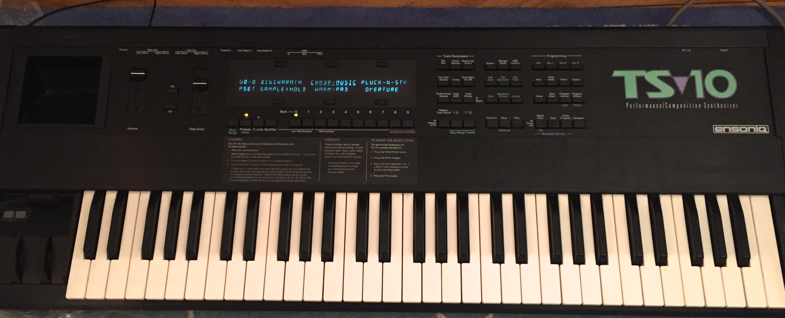 TS10 Ensoniq TS10 Audiofanzine