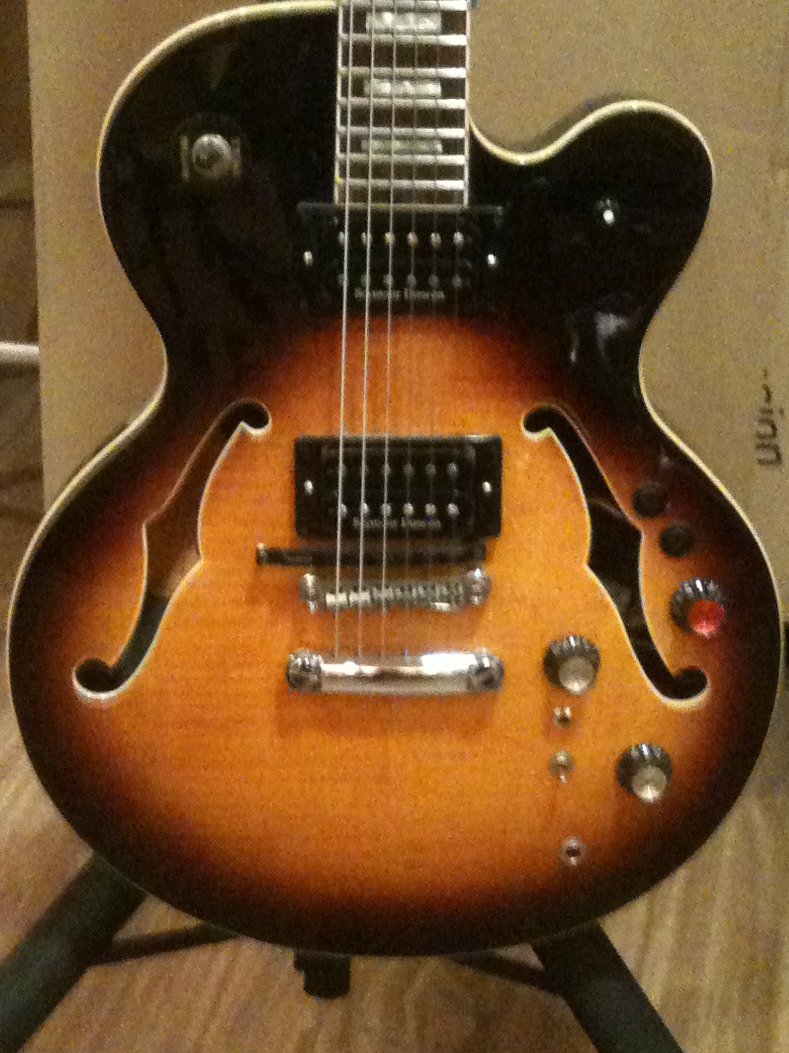 Epiphone Alleykat image (382178) - Audiofanzine