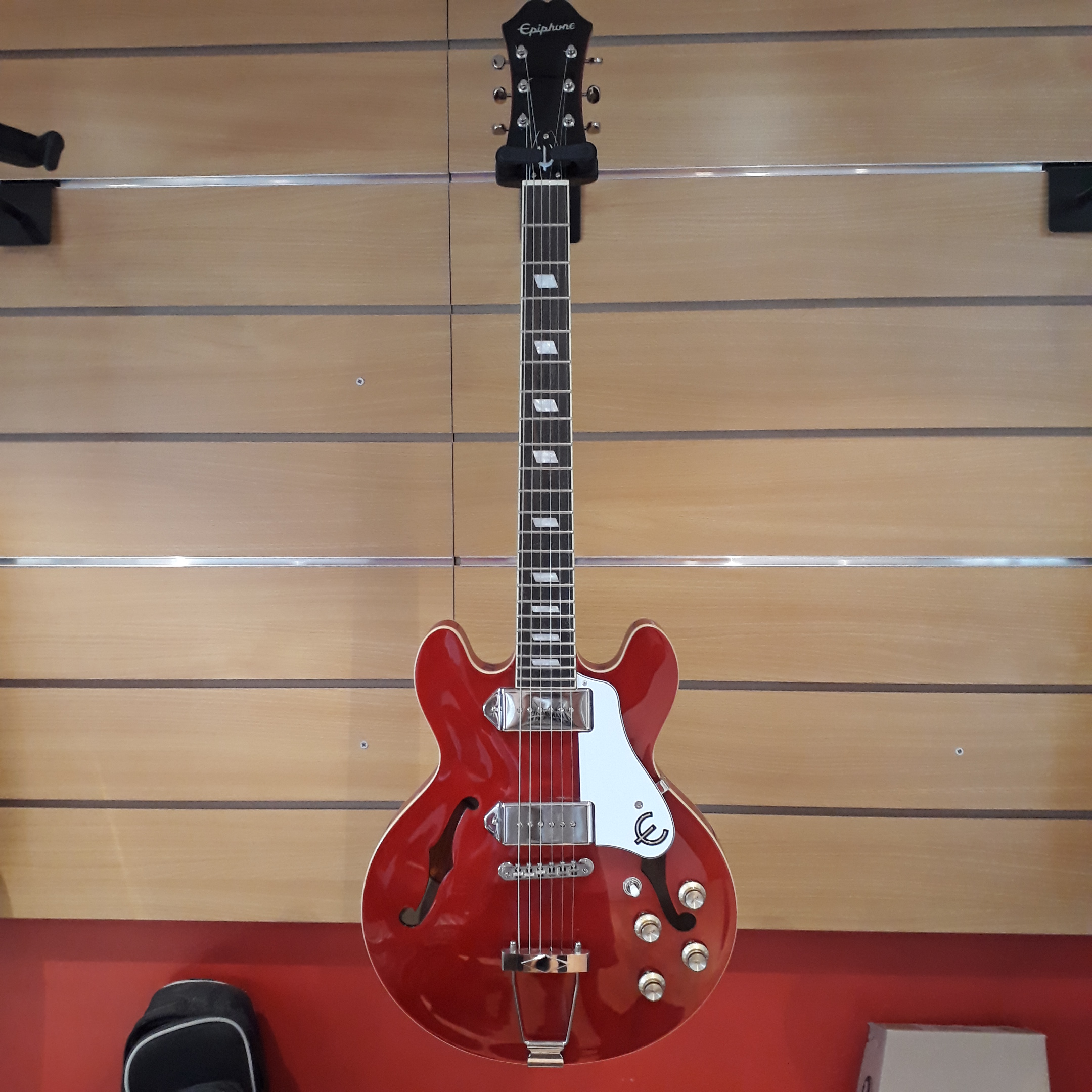 which tuners on Epiphone Casino Coupe