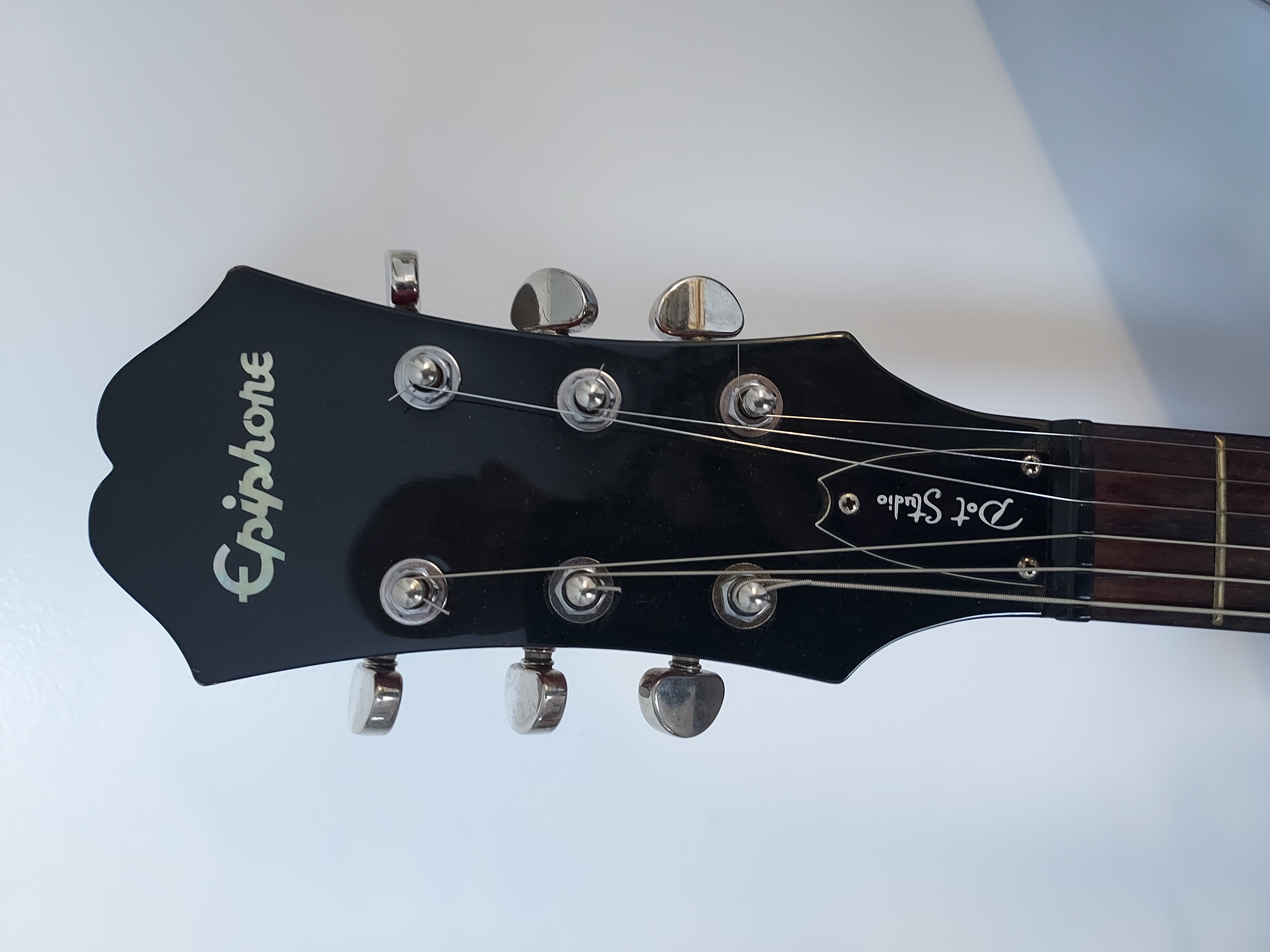 Dot Studio - Epiphone Dot Studio - Audiofanzine Dot Studio - Epiphone Dot Studio - Audiofanzine