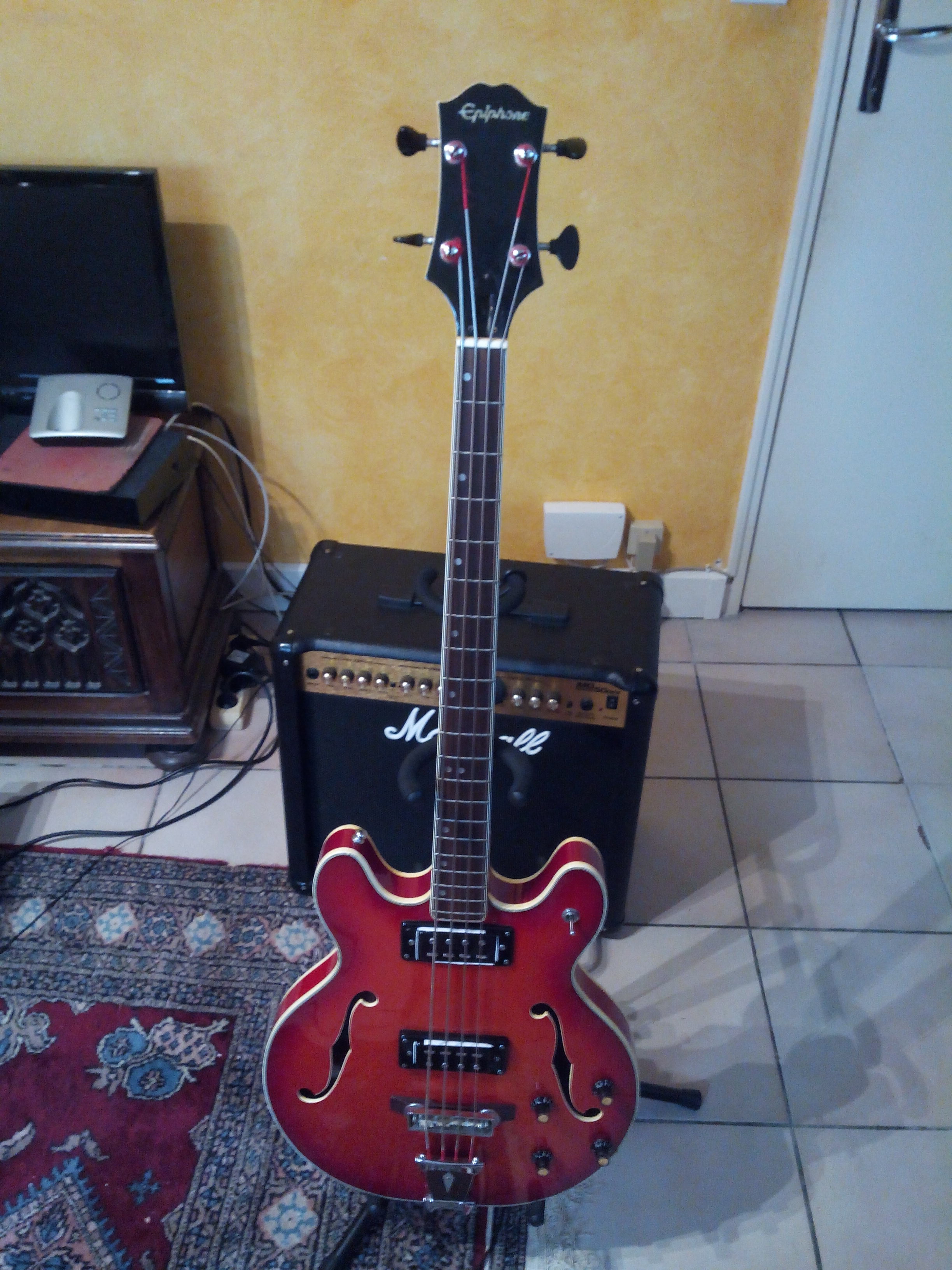 epiphone-ea-260-cherry-red-893261.jpg