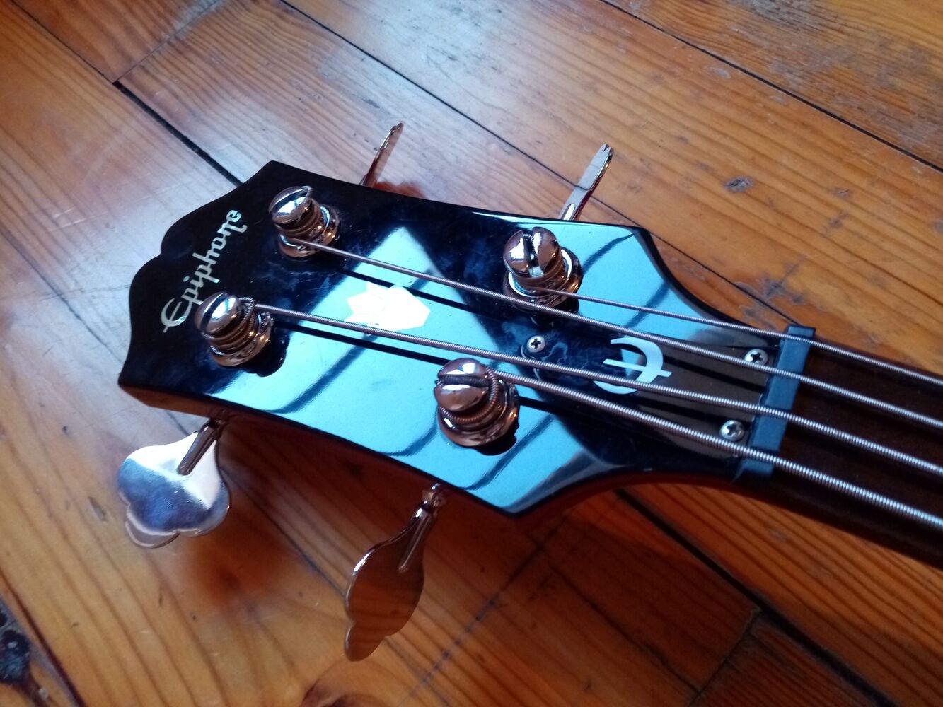 EB0 Epiphone EB0 Audiofanzine