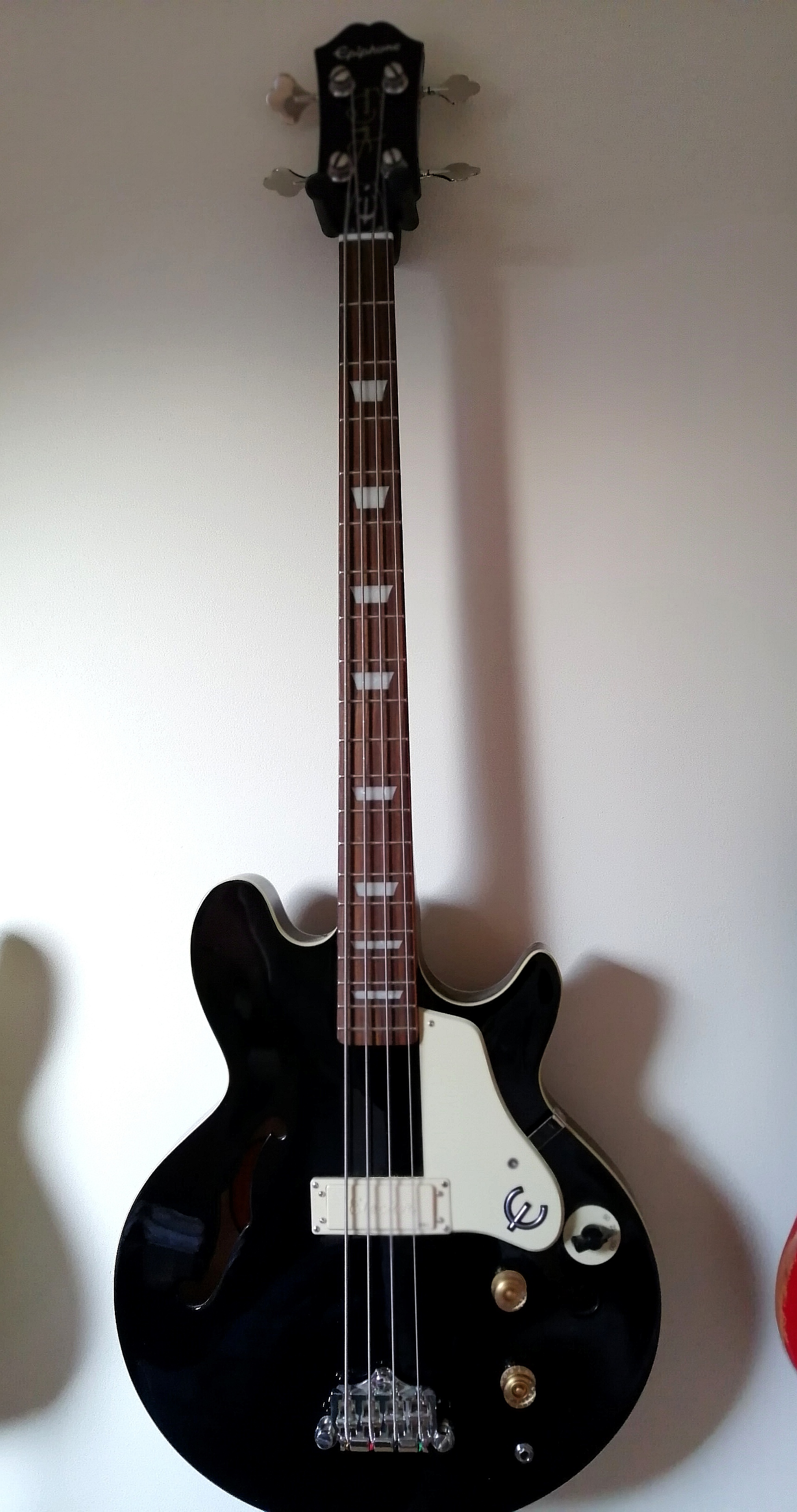 Jack Casady Signature Bass Epiphone Audiofanzine