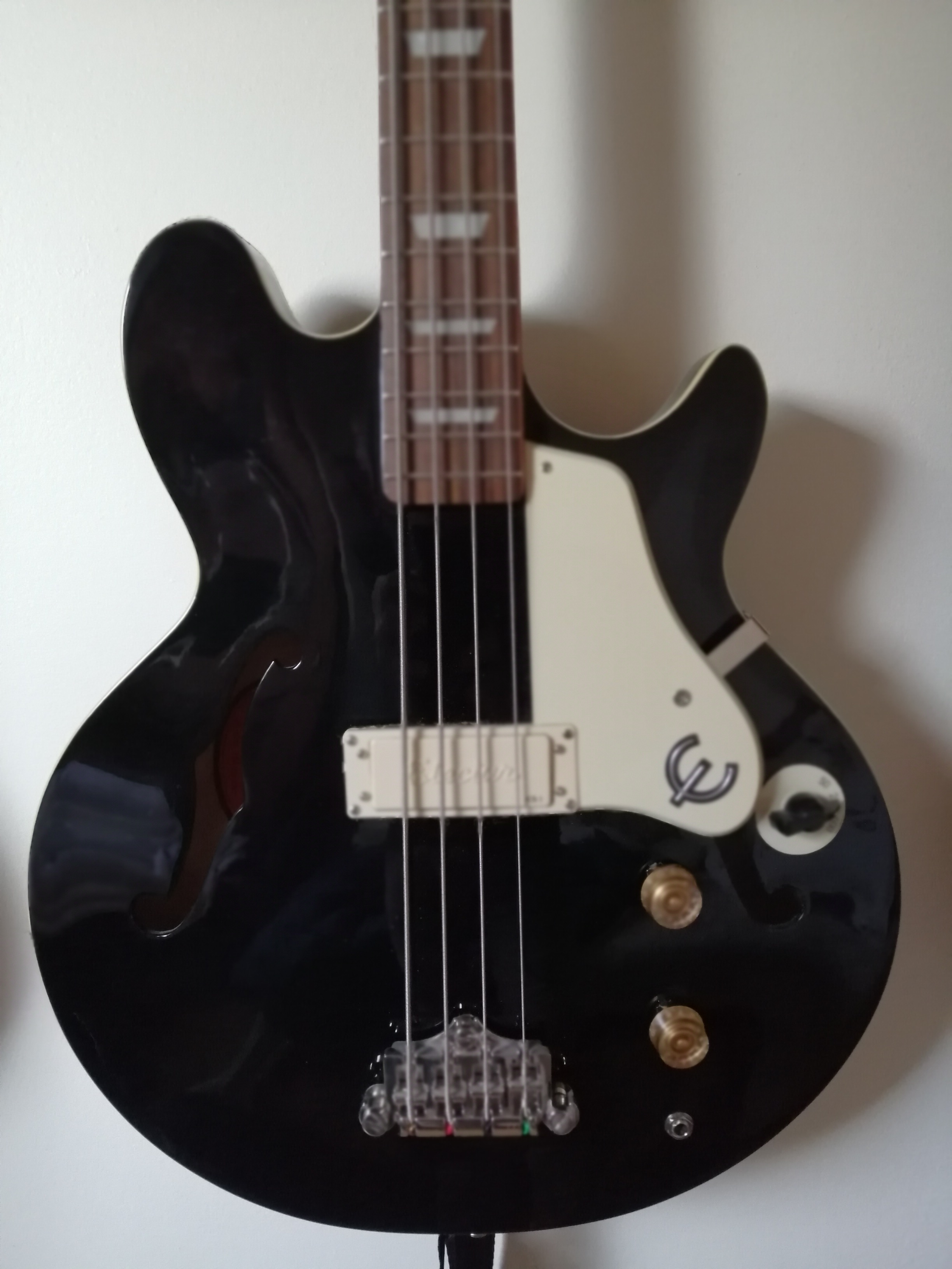 Jack Casady Signature Bass Epiphone Audiofanzine