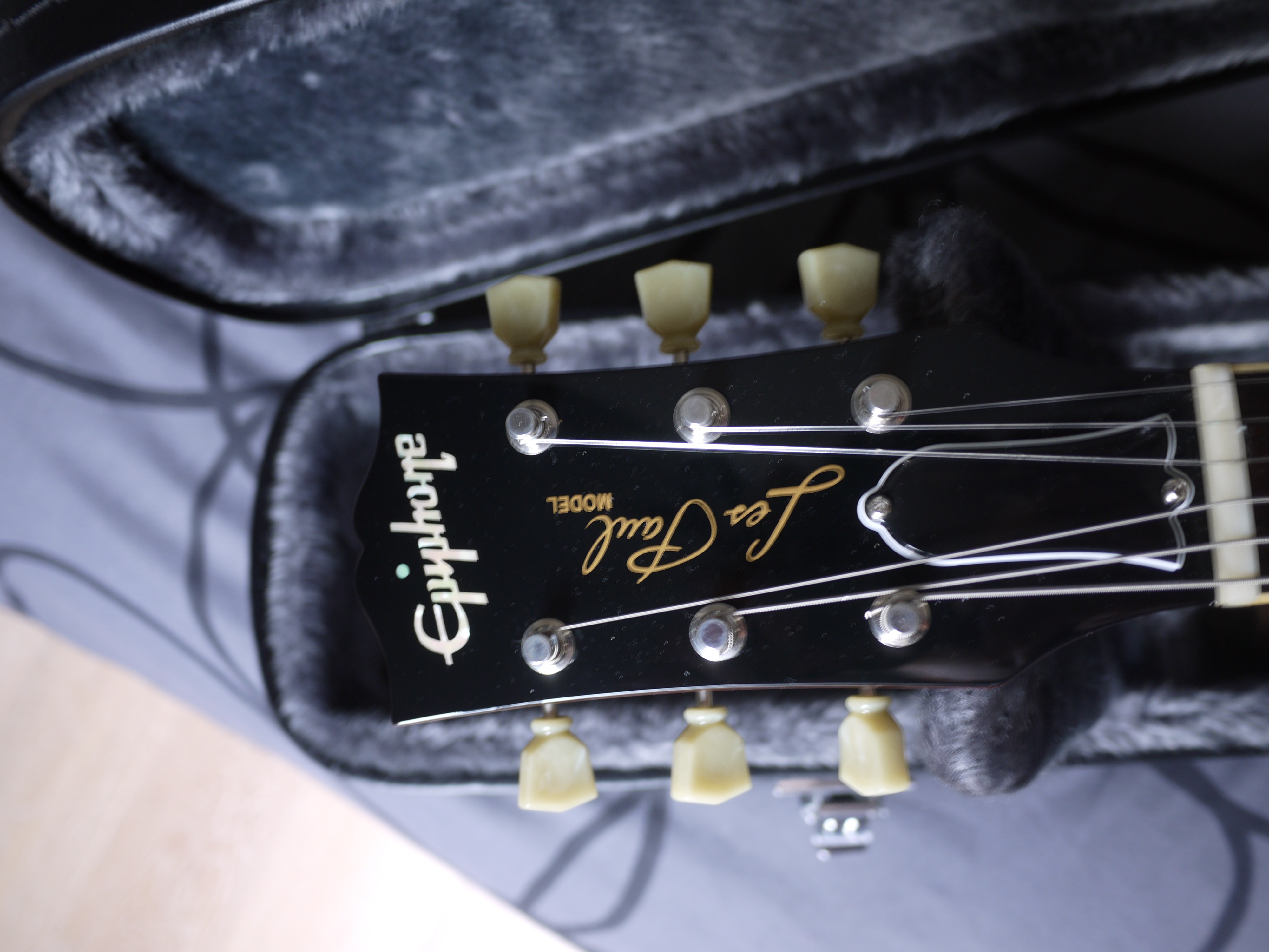 Photo Epiphone Les Paul Standard LQ Epiphone Les Paul Lacquer Serie